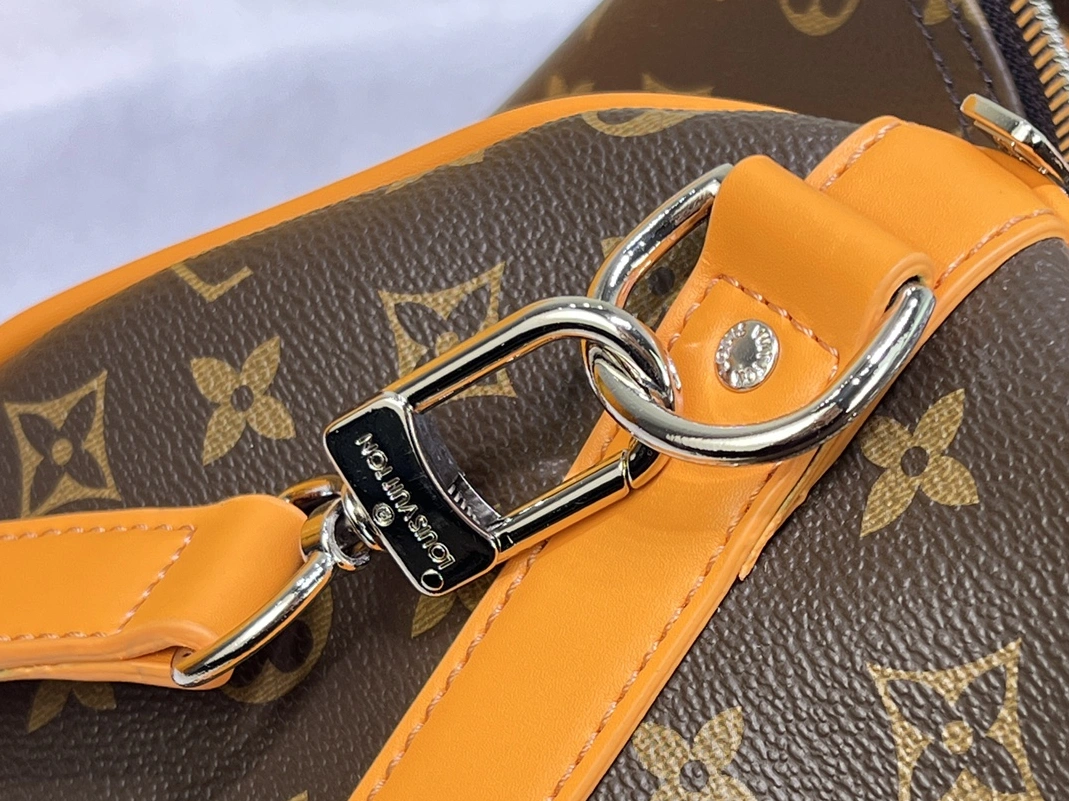 Louis Vuitton Travel Bags Sleek 6932 - Image 6