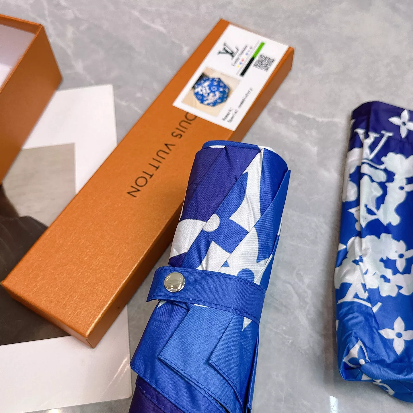 Louis Vuitton Umbrellas Resilient 5221 - Image 8