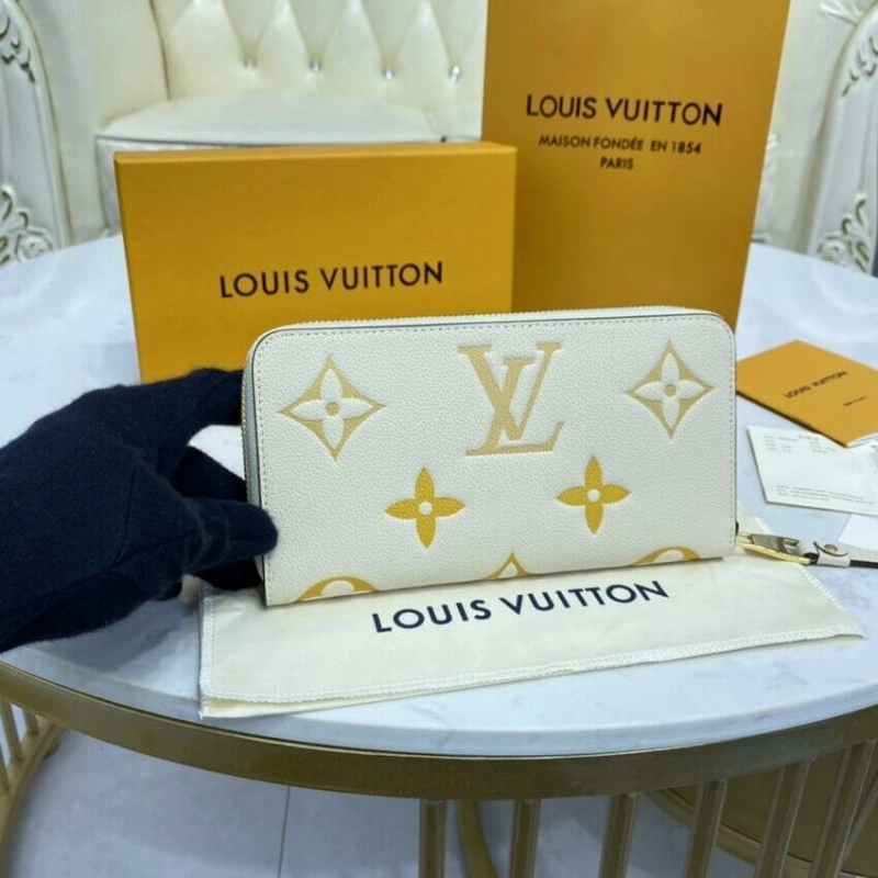 Monogram Louis Vuitton Zippy Wallet Cream Saffron - Image 3