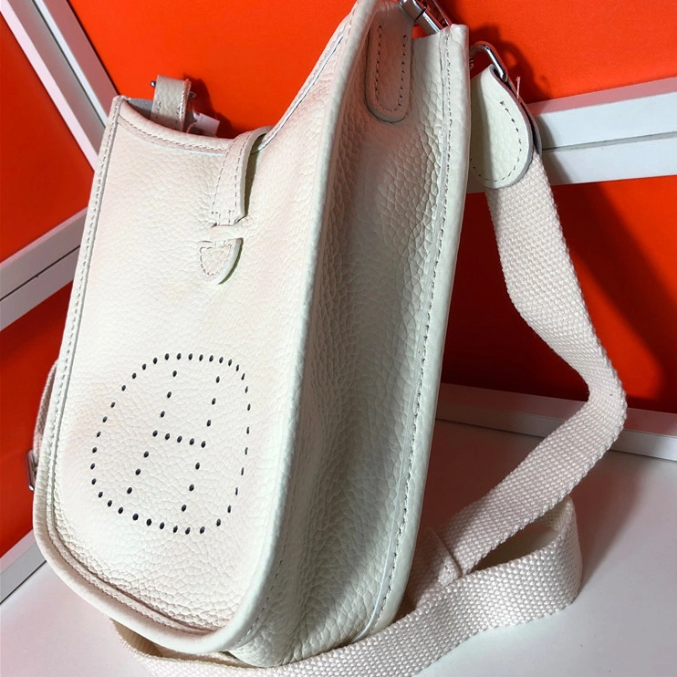 Minimalist 8925 Hermes AAA Quality Messenger Bags For Women - Image 4