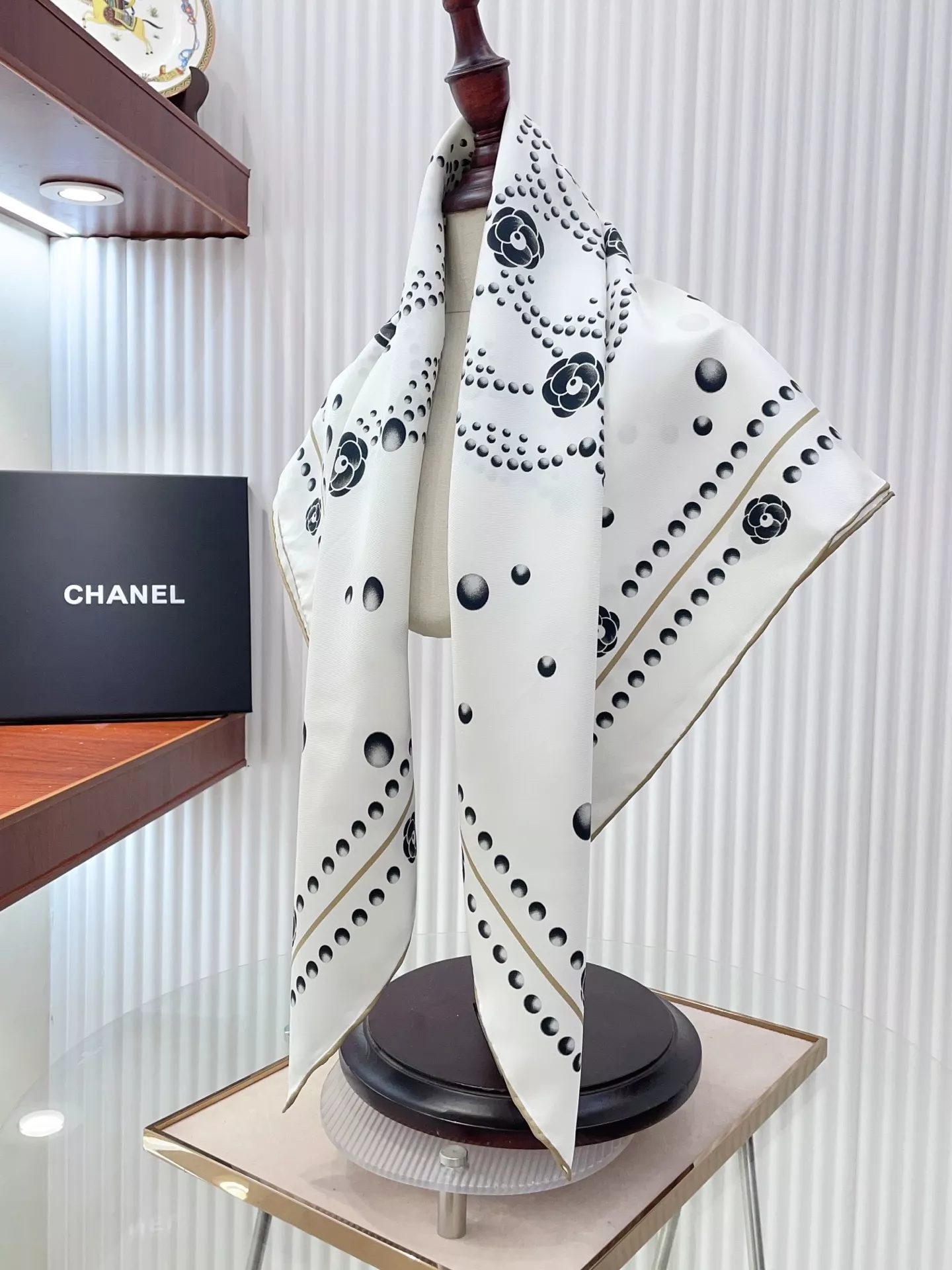 Modern 1518 Chanel Silk Squares - Image 6