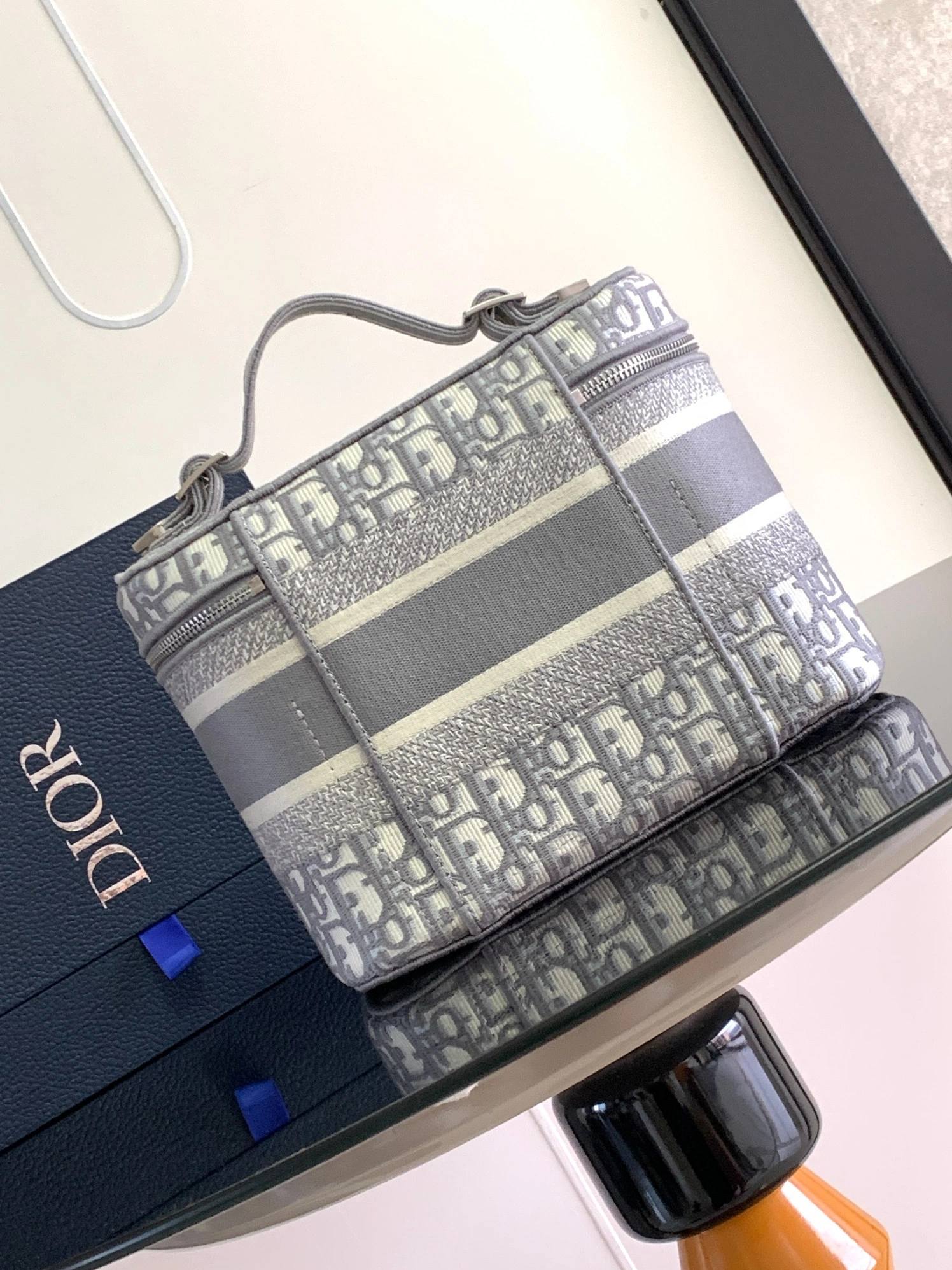 Modern 3526 Christian Dior AAA Quality Handbags For Women - Image 3