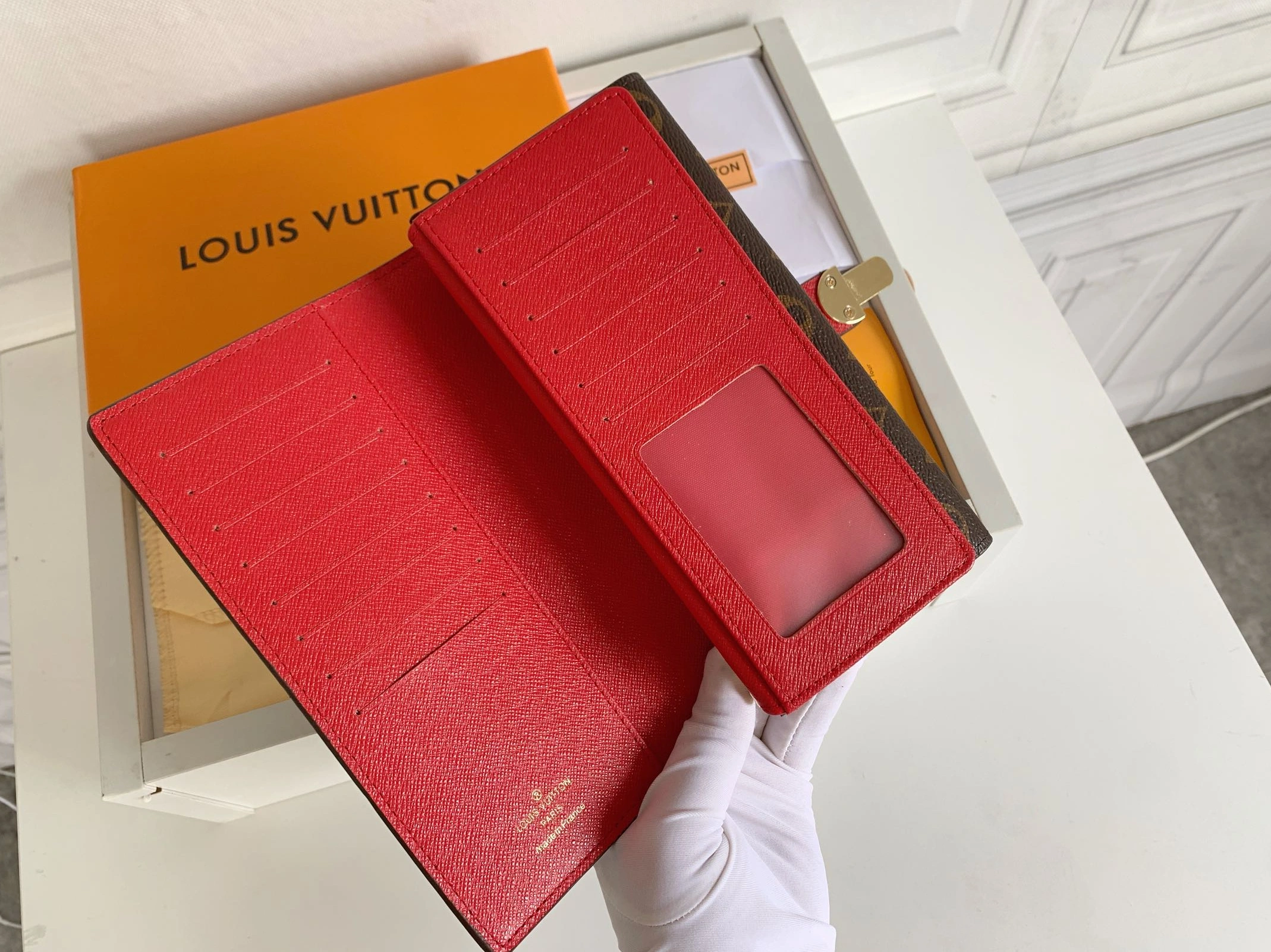 ModernLook 5938 Louis Vuitton LV Card Case For Women - Image 5