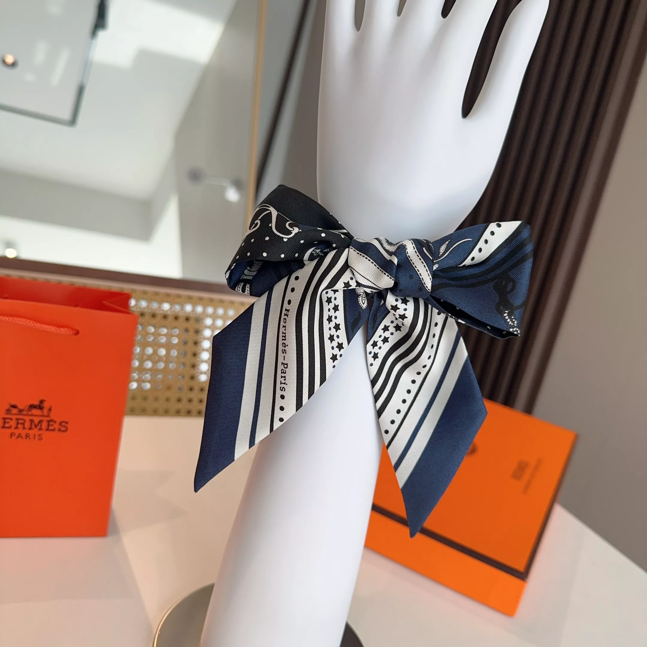 ModernLook 699 Hermes Silk Scarf