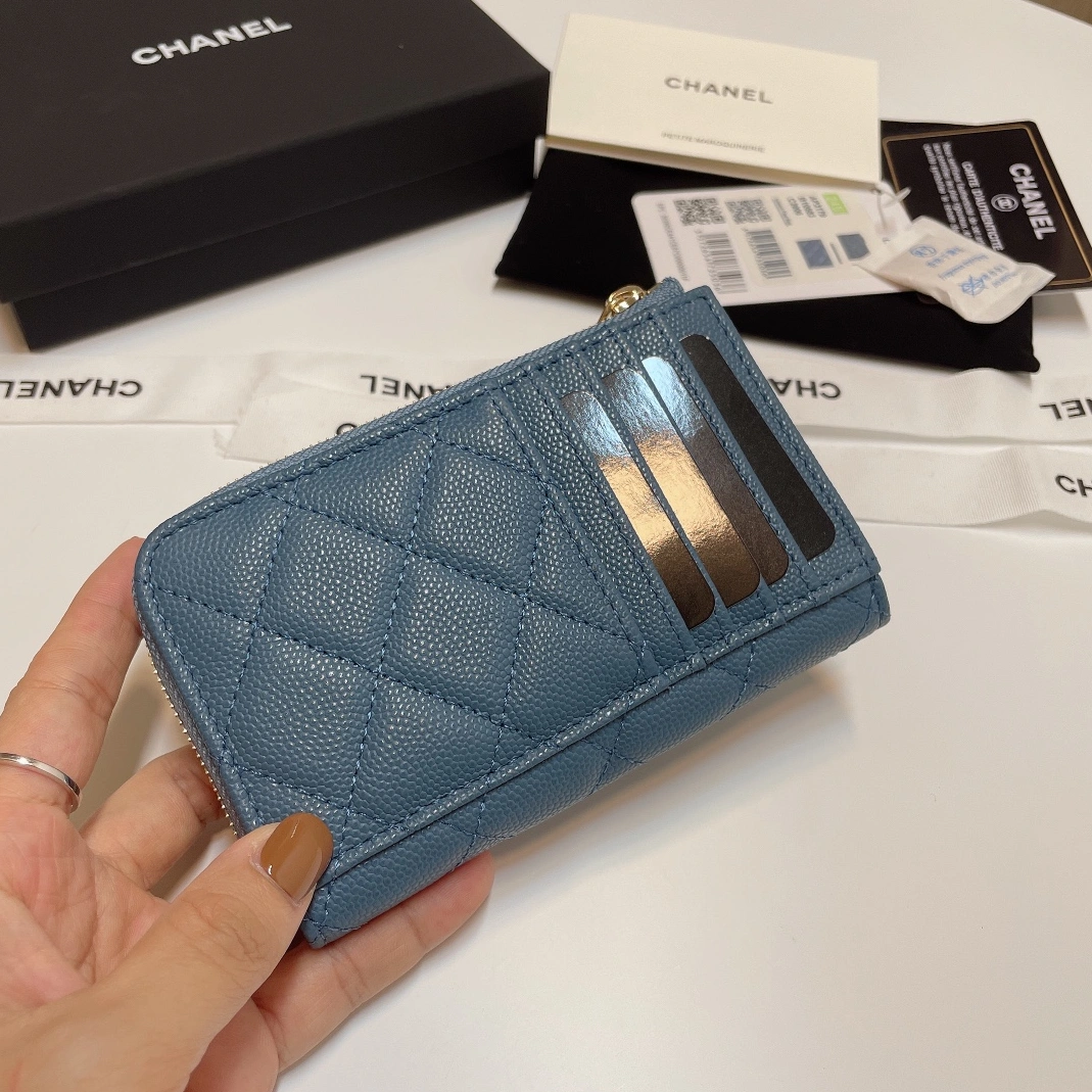 ModernLook 8971 Chanel Card Case - Image 3