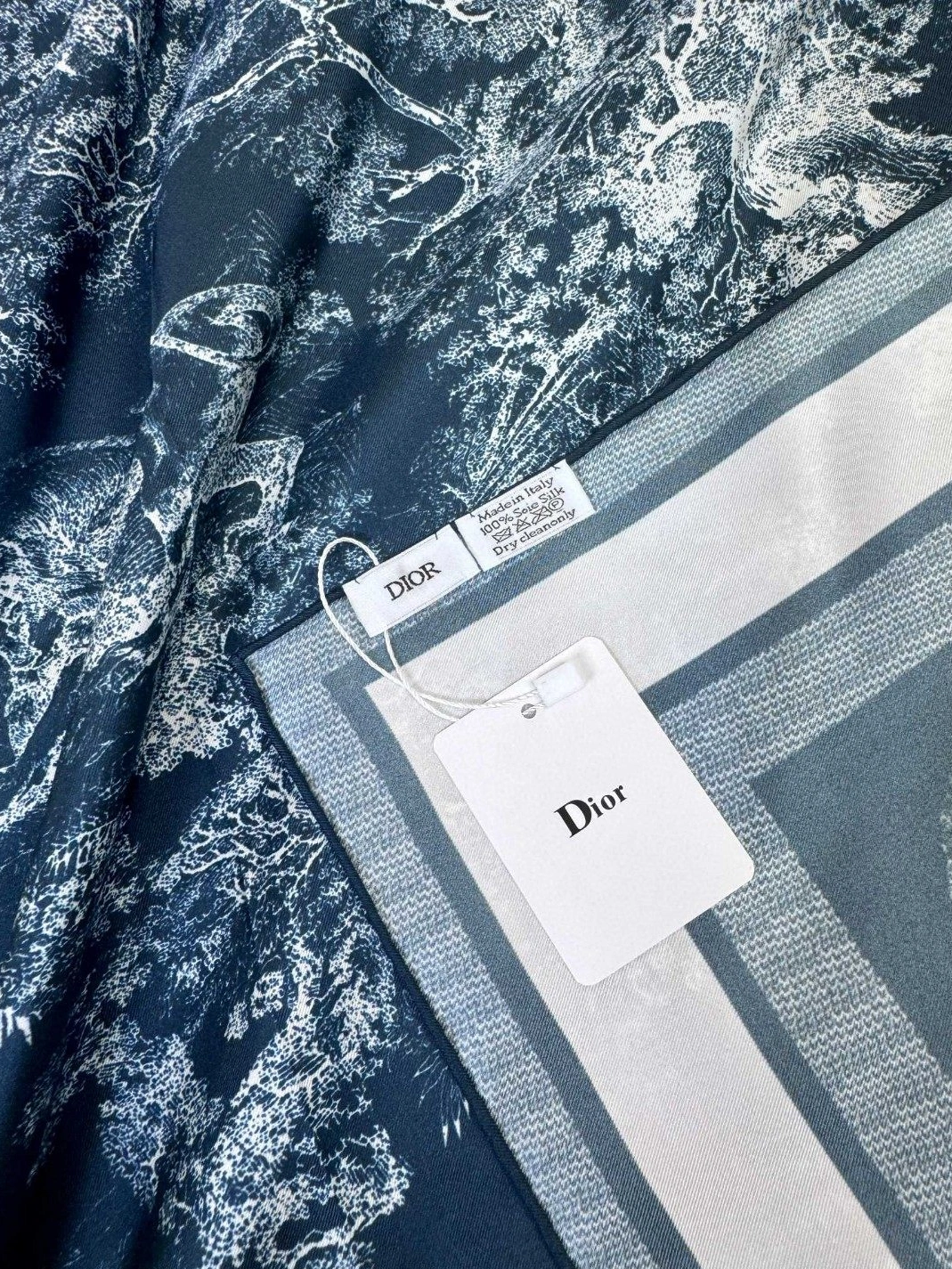 NewStyle 8744 Christian Dior Silk Squares For Women - Image 6