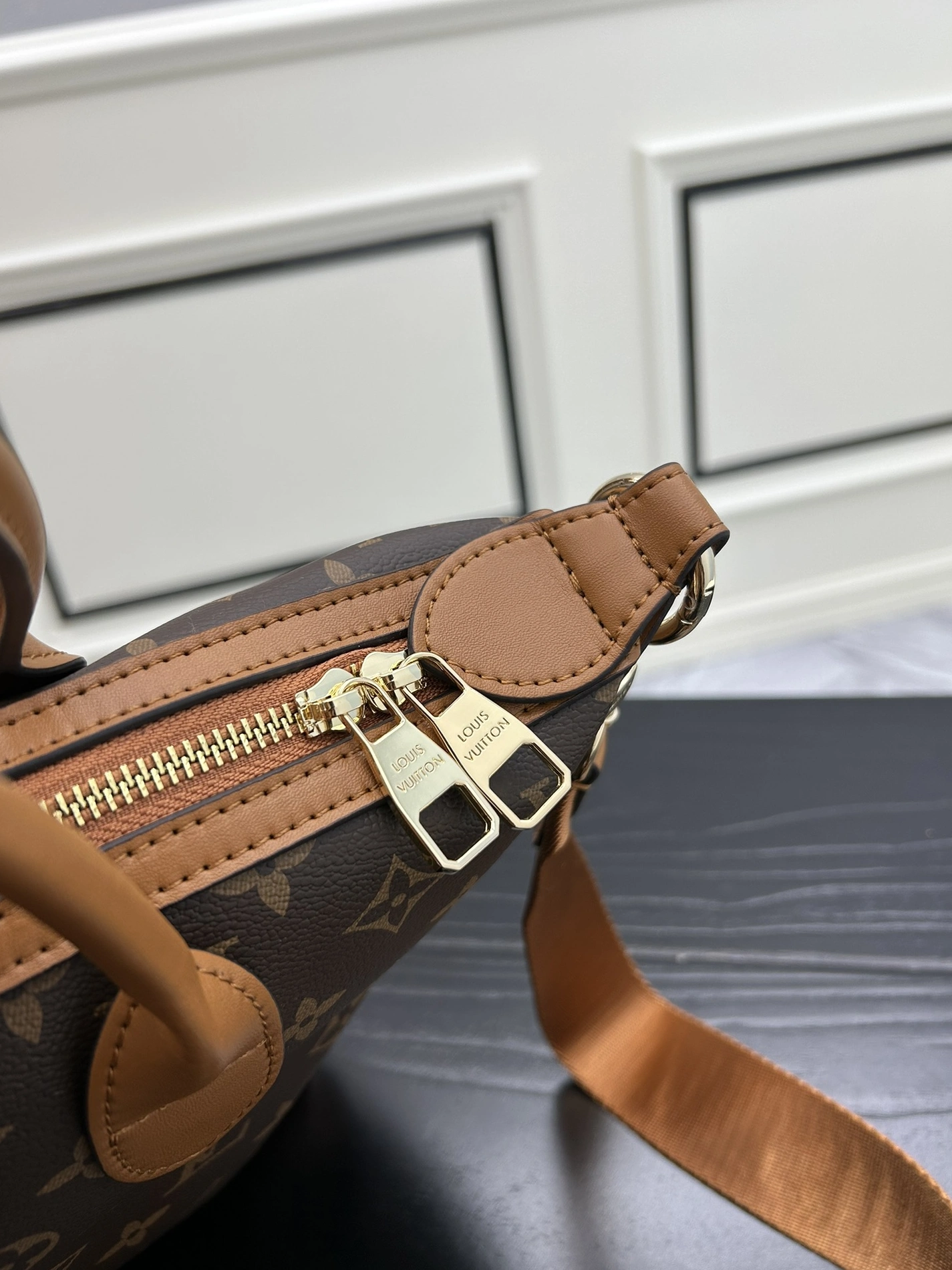 NewStyle 8878 Louis Vuitton AAA Quality Handbags For Women - Image 6