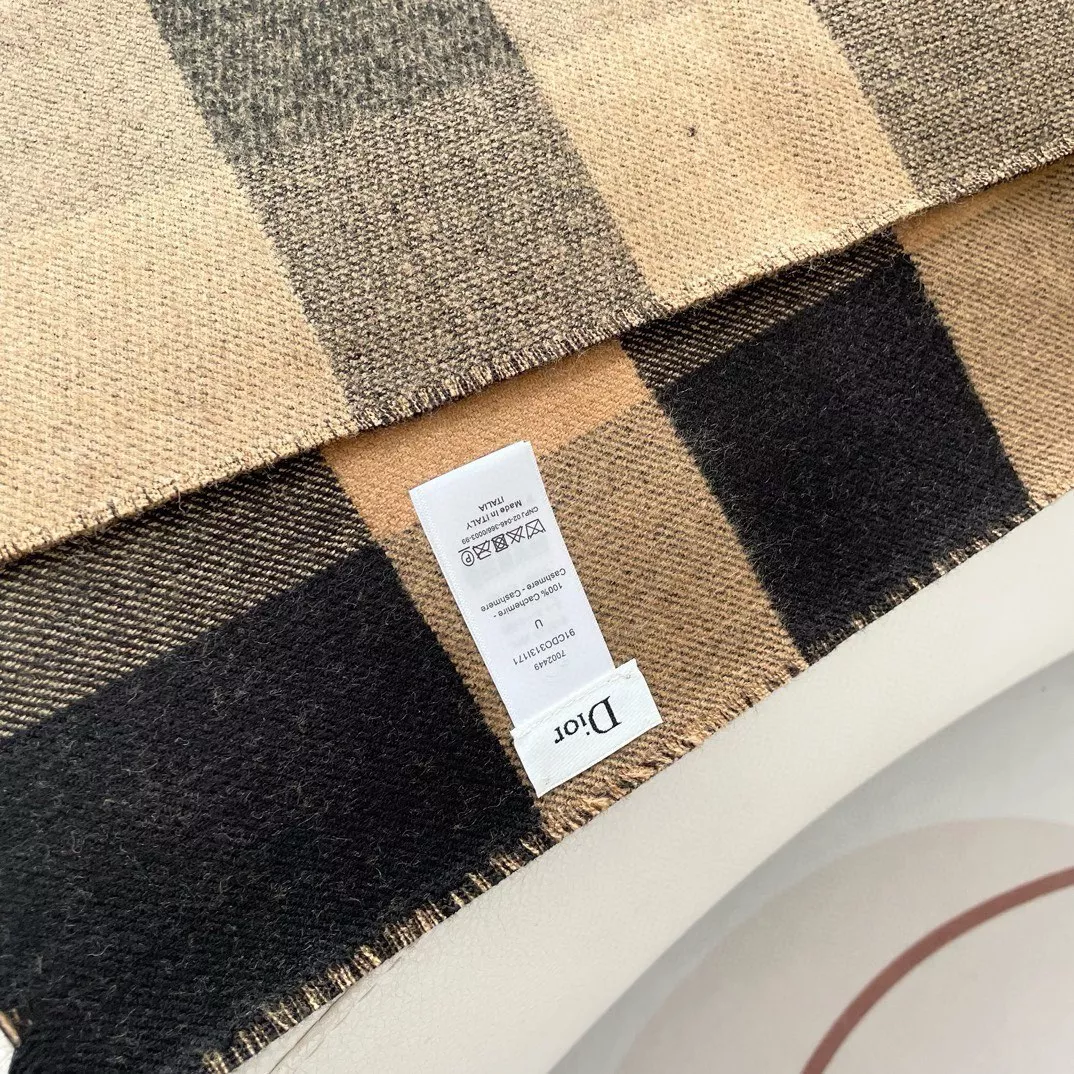 Practical 3046 Christian Dior Scarf For Women - Image 6