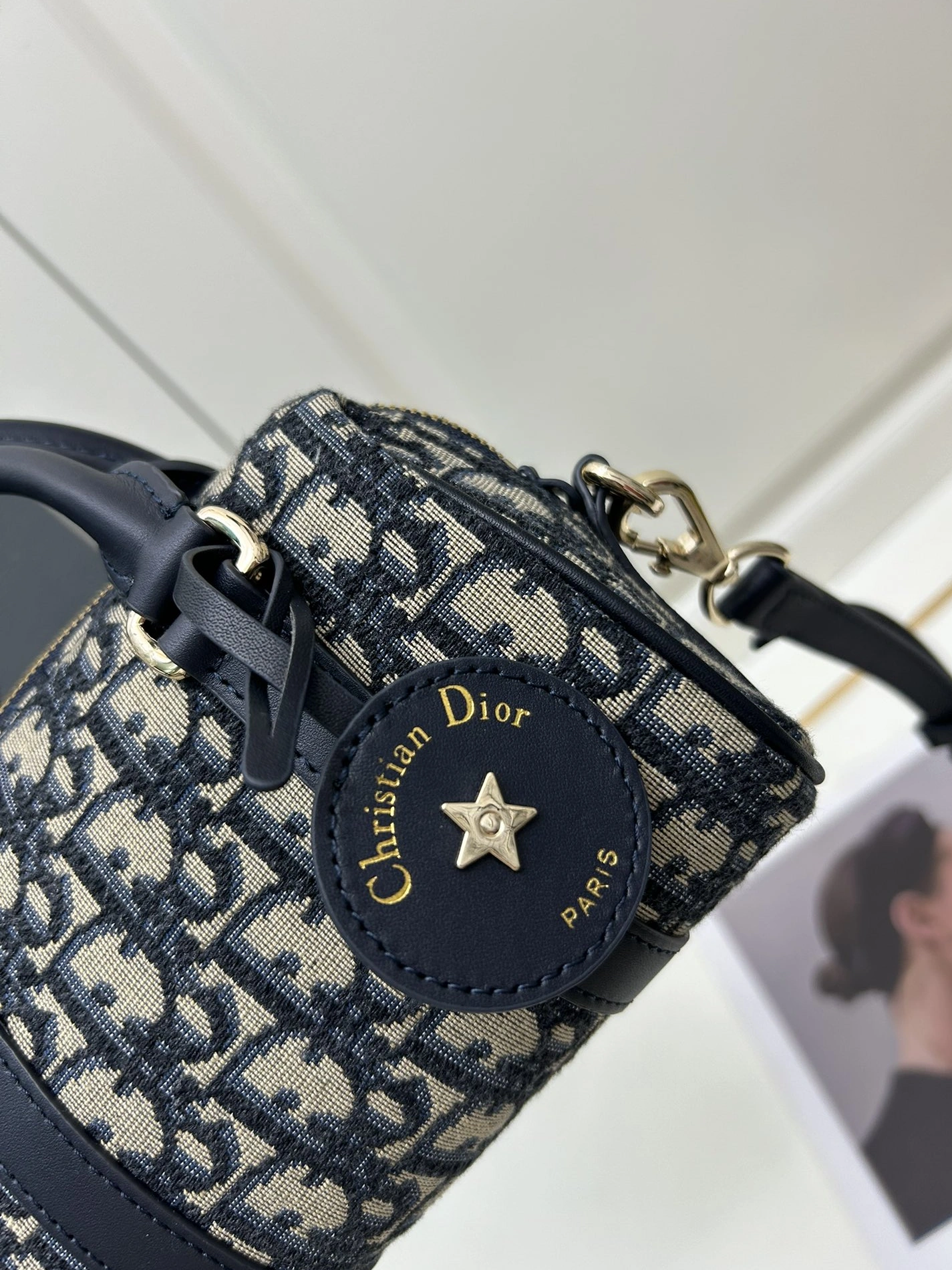 Practical 6809 Christian Dior AAA Quality Handbags For Women - Image 4