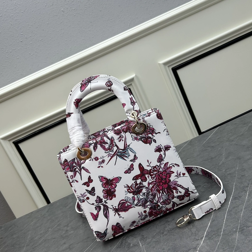 Practical 9844 Christian Dior AAA Quality Handbags For Women - Image 3