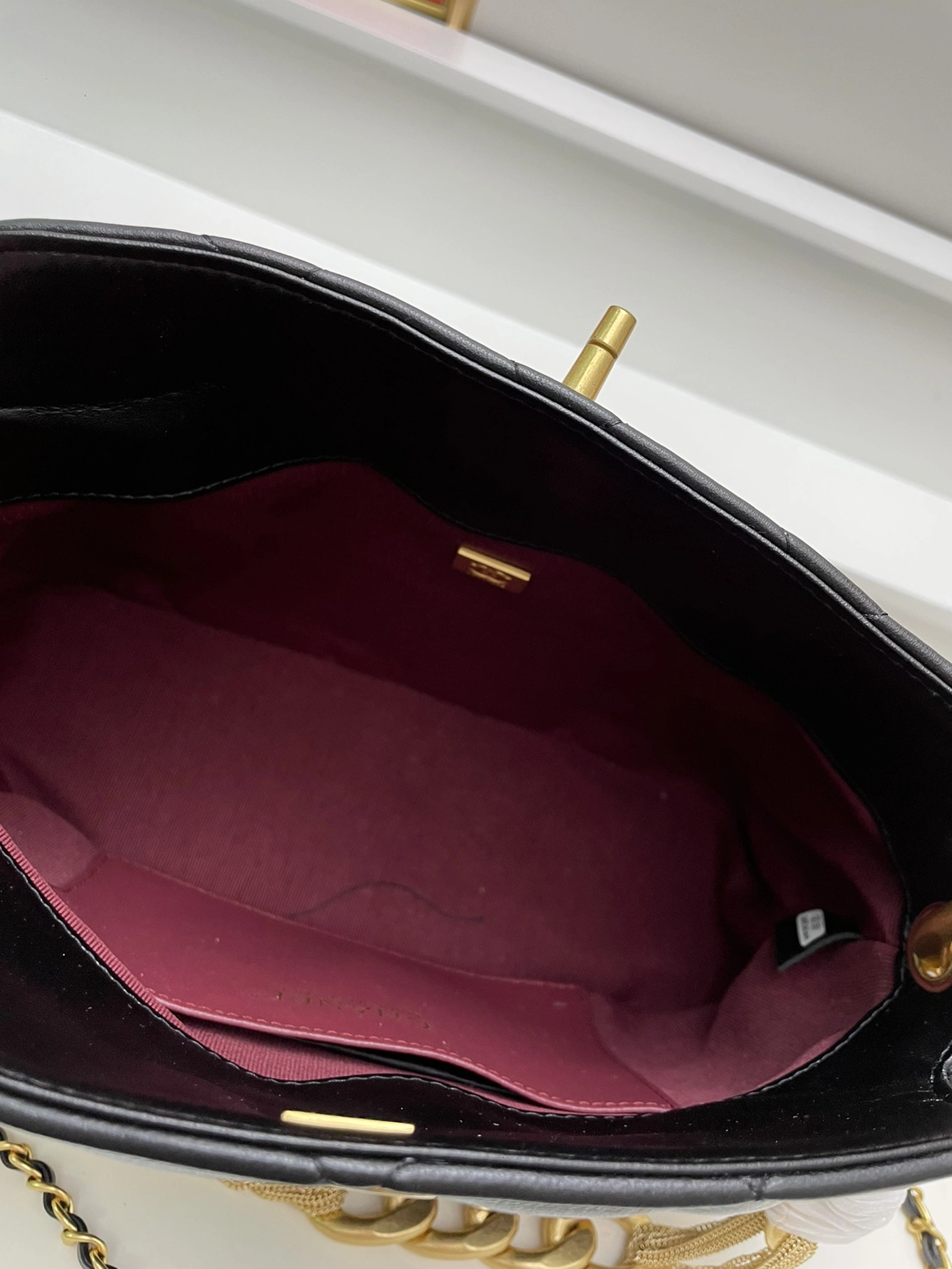 Refined 5209 Chanel AAA Quality Messenger Bags For Women - Image 8