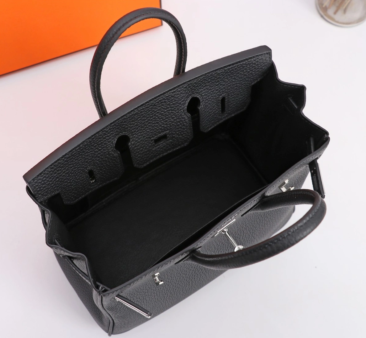 Reliable 4732 Hermes AAA Quality Handbags For Women - Image 8