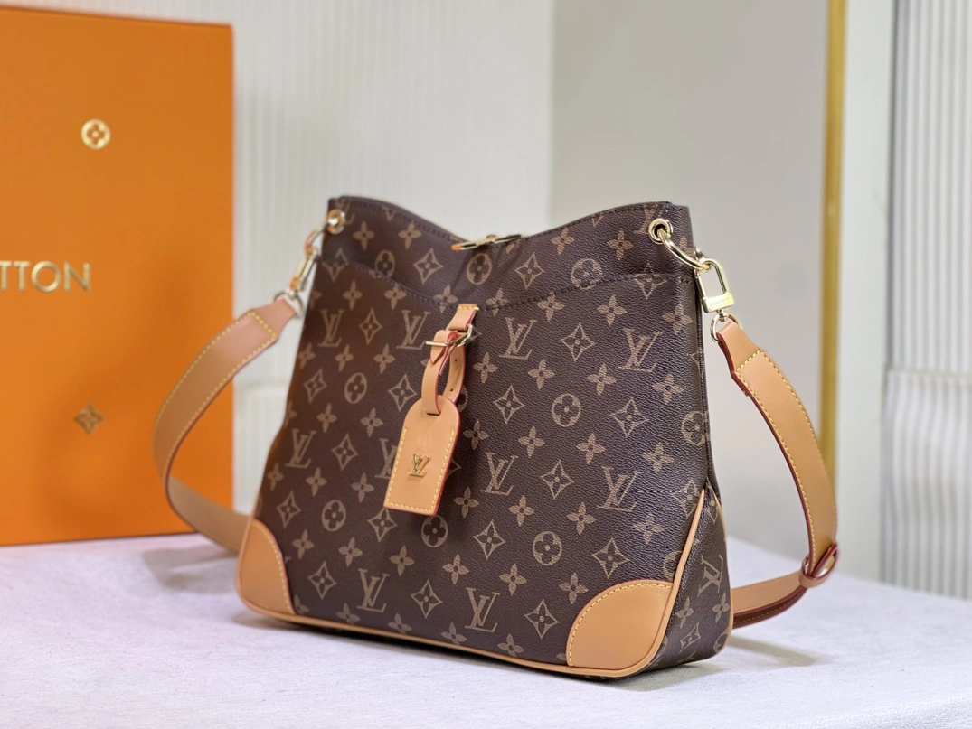 Reliable 6229 Louis Vuitton AAA Quality Messenger Bags For Women