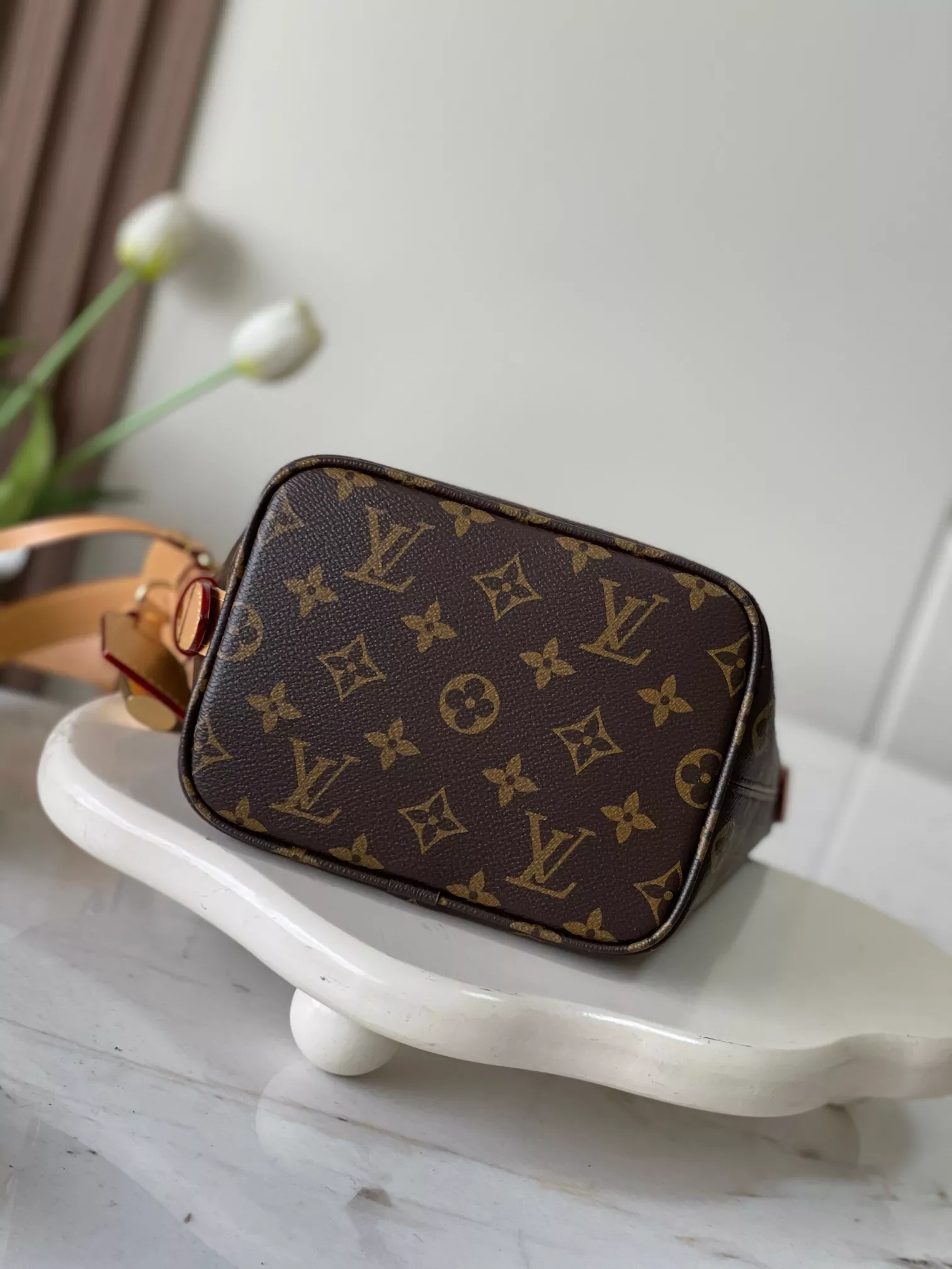 Reliable 7504 Louis Vuitton AAA Quality Messenger Bags For Women - Image 4