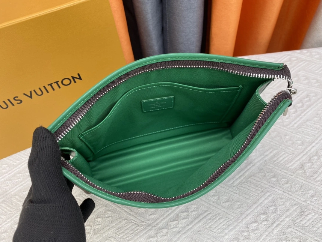 Reliable 7804 Louis Vuitton LV Wallets For Unisex - Image 8