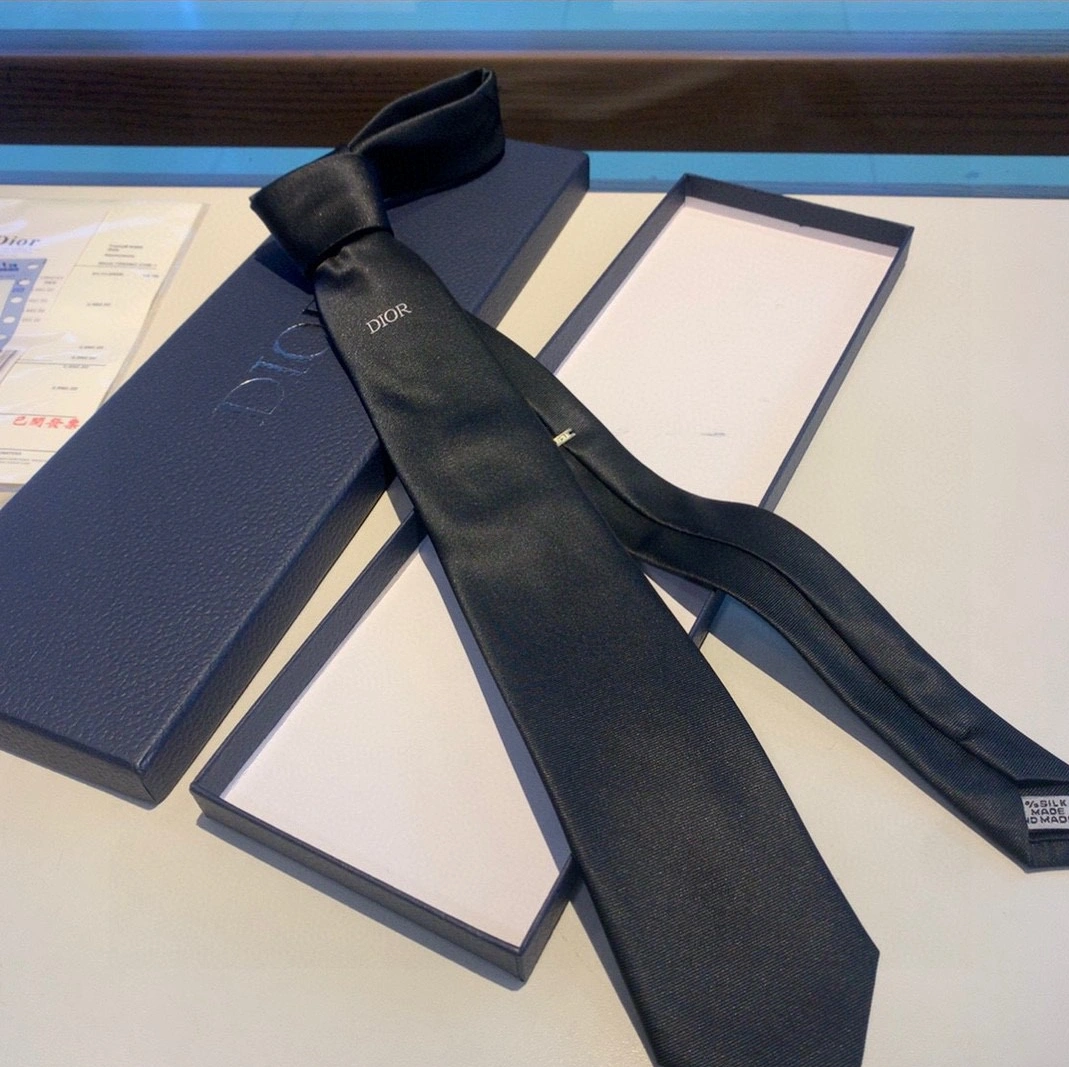 Resilient 1235 Christian Dior Necktie For Men - Image 5