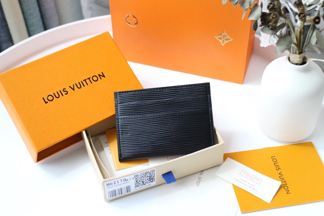 Resilient 9059 Louis Vuitton LV Card Case