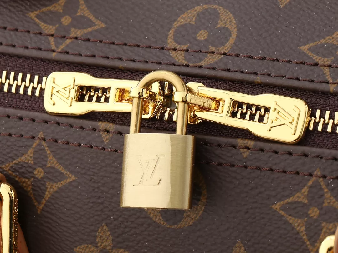 SmartChoice 843 Louis Vuitton AAA Quality Handbags For Women - Image 6