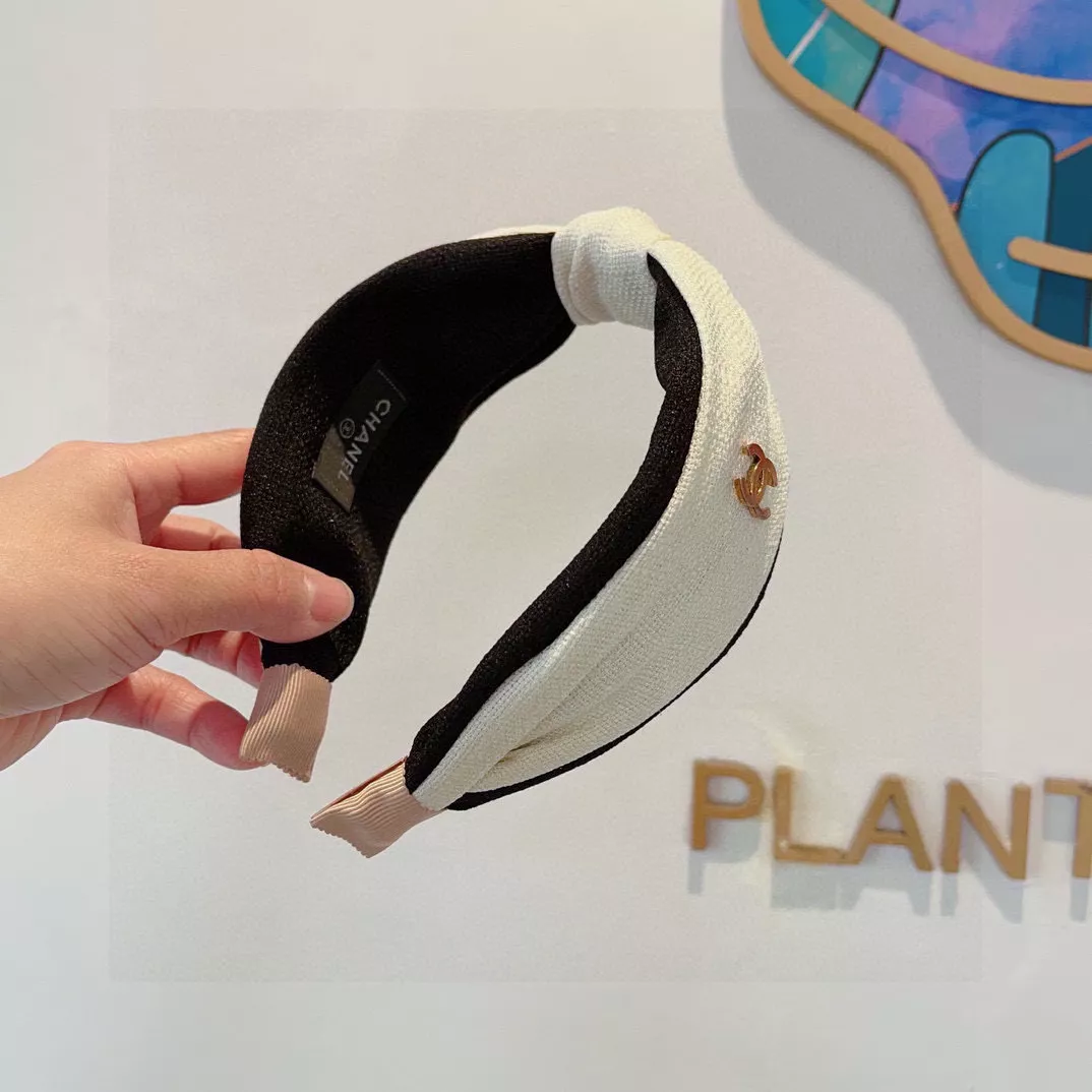 SmartChoice 9587 Chanel Headband For Women - Image 4