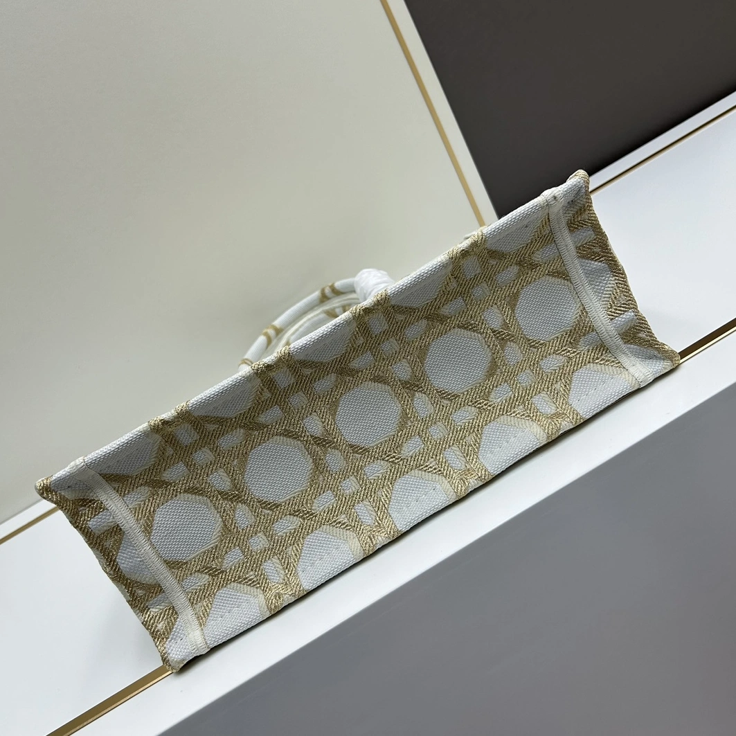 Soft 5403 Christian Dior AAA Quality Tote-Handbags For Women - Image 5