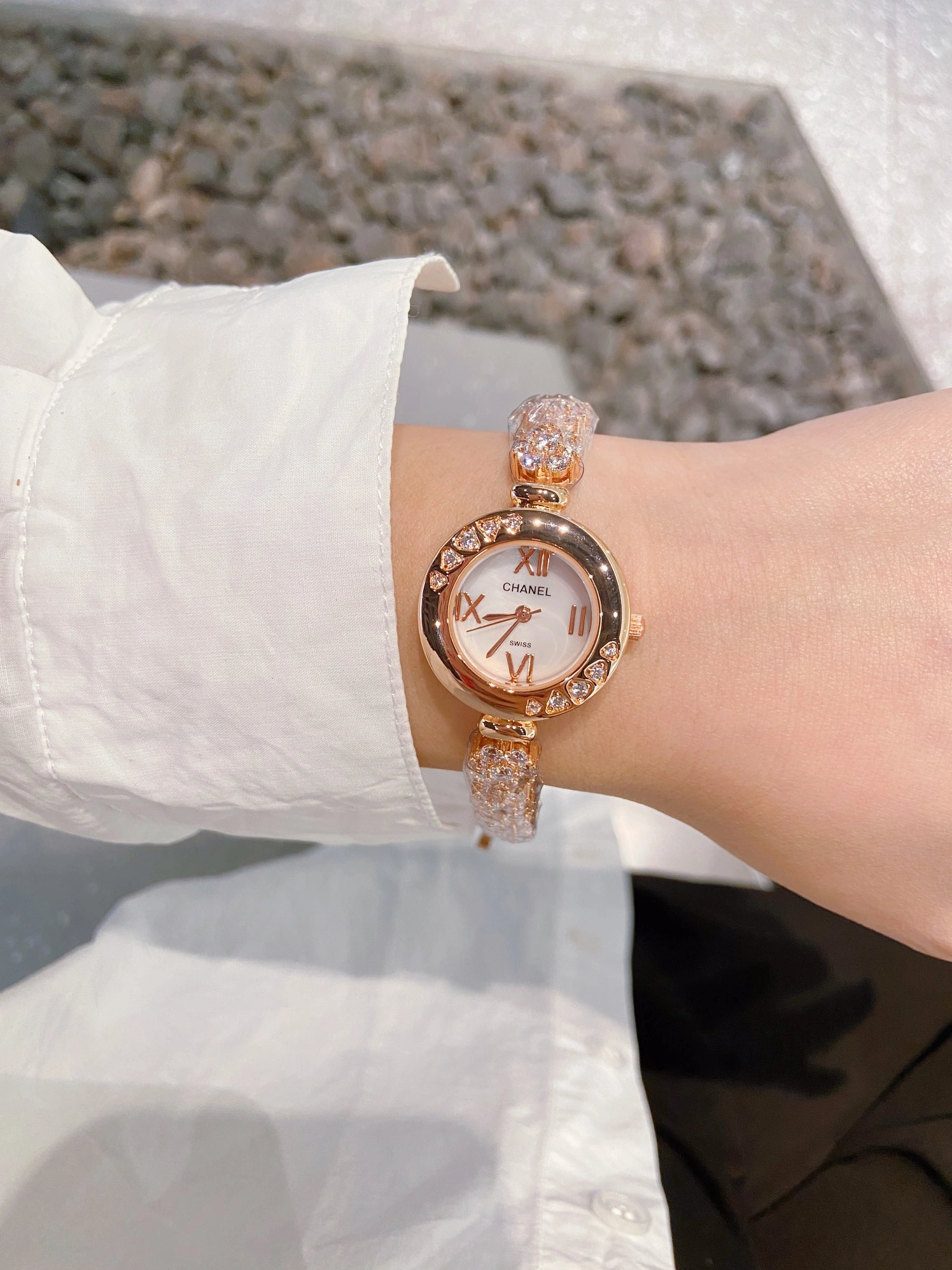 Soft 9692 Chanel Watches For Women - Image 3