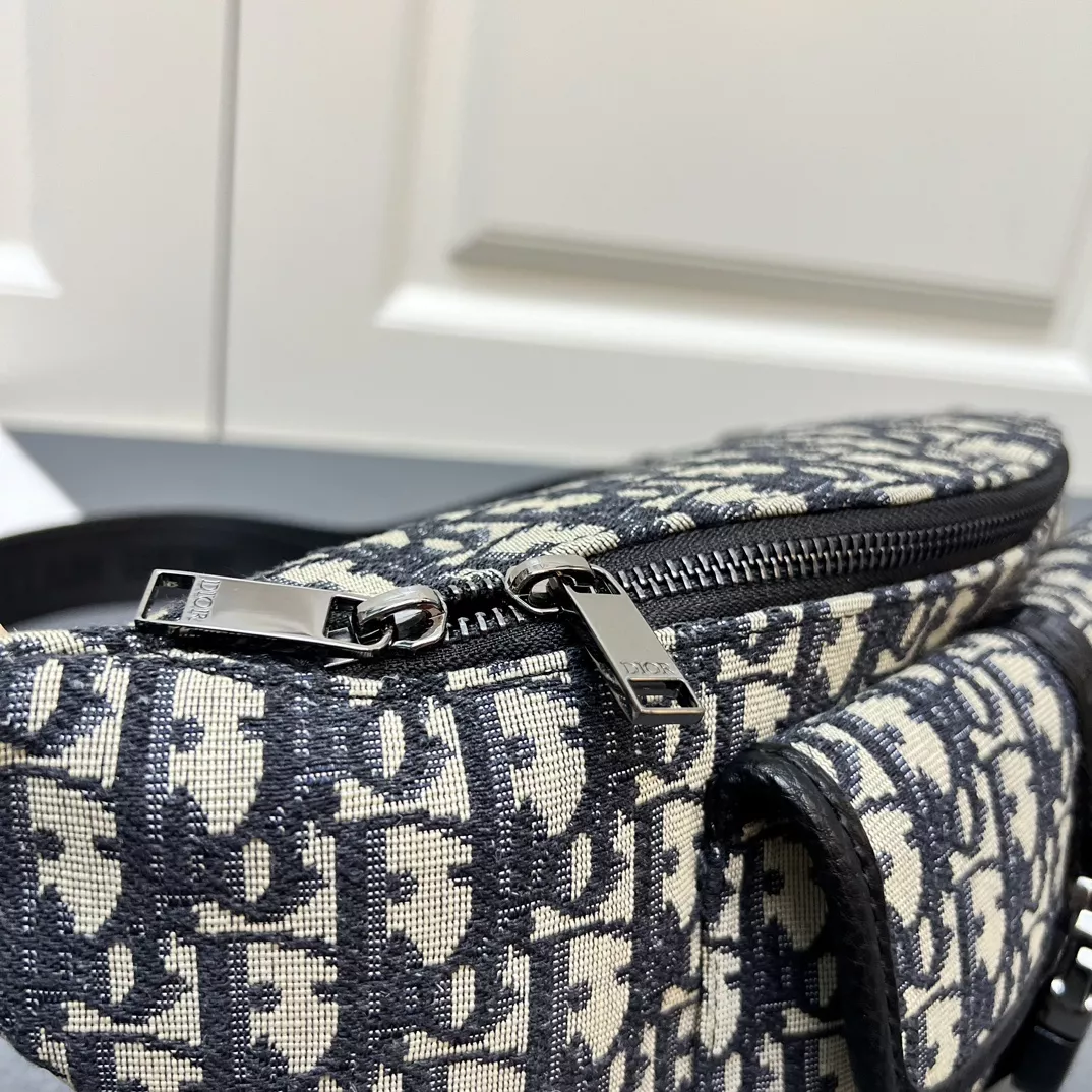 Sophisticated 3645 Christian Dior AAA Quality Belt Bags For Unisex - Image 5