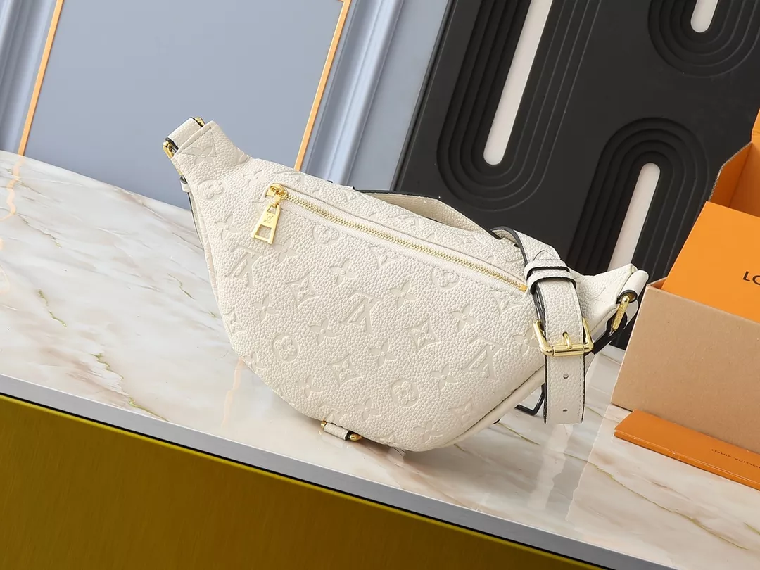 Sophisticated 3937 Louis Vuitton LV AAA Quality Belt Bags For Unisex - Image 3