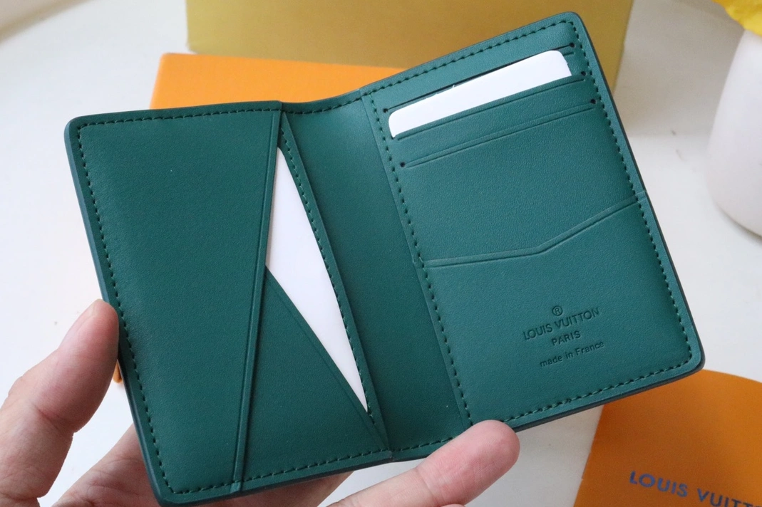 Sophisticated 9307 Louis Vuitton AAA Quality Card Case For Women - Image 4