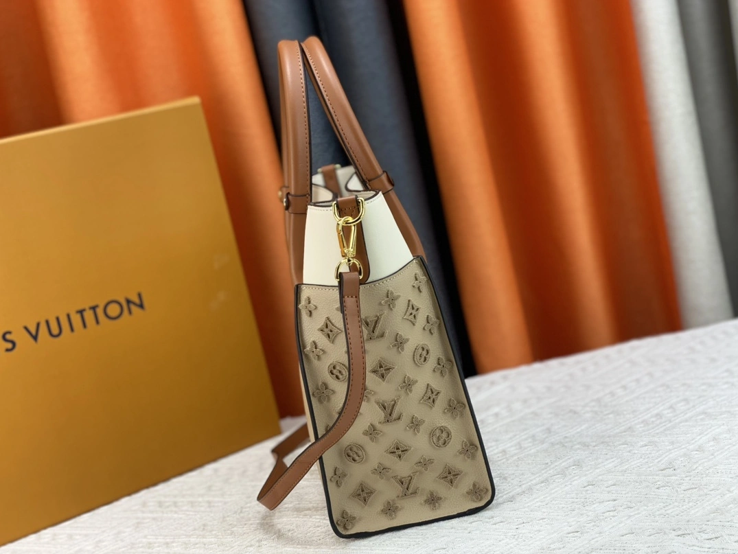 SportInspired 2032 Louis Vuitton AAA Quality Handbags For Women - Image 3