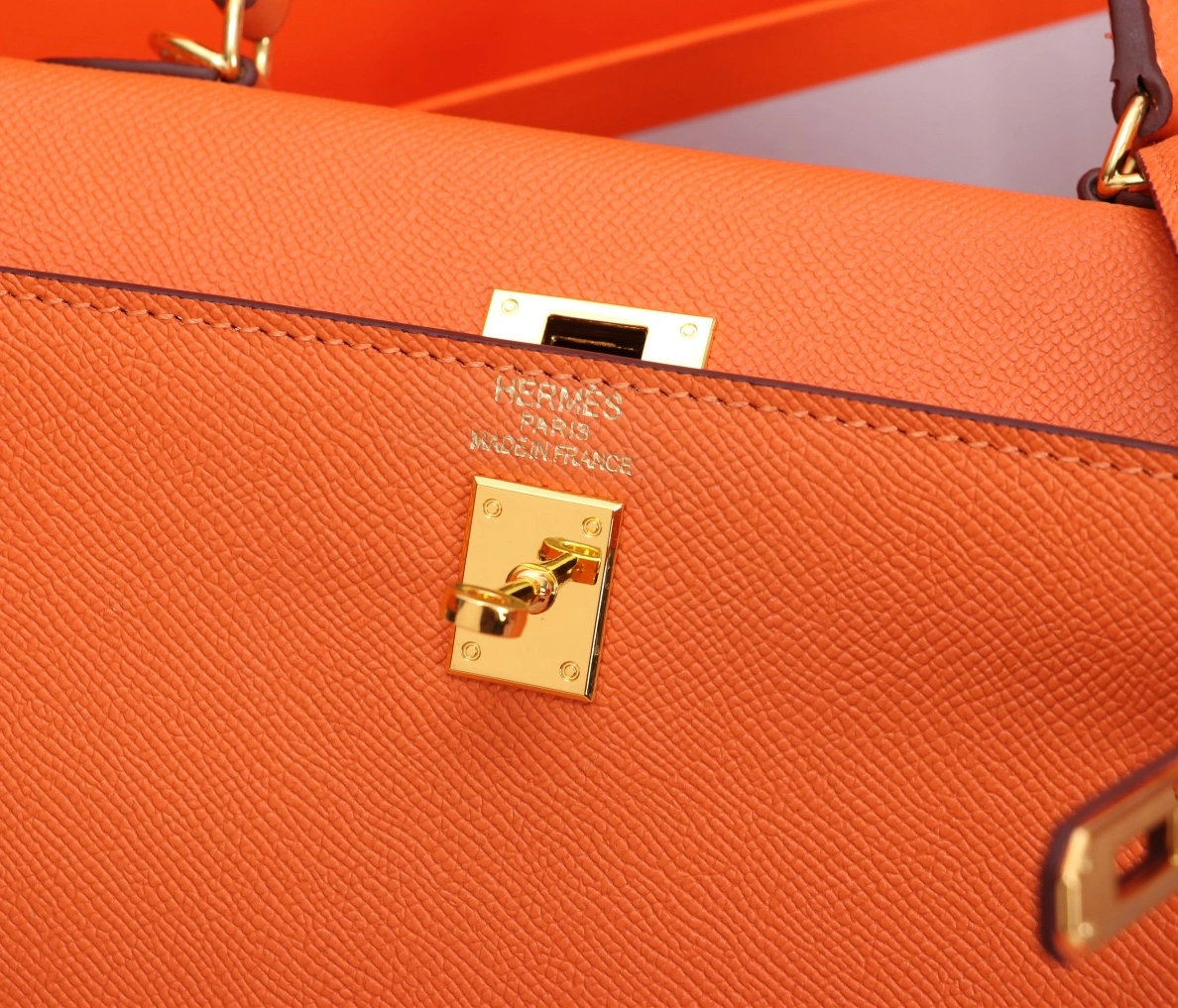 StreetReady 9229 Hermes AAA Quality Handbags For Women - Image 4