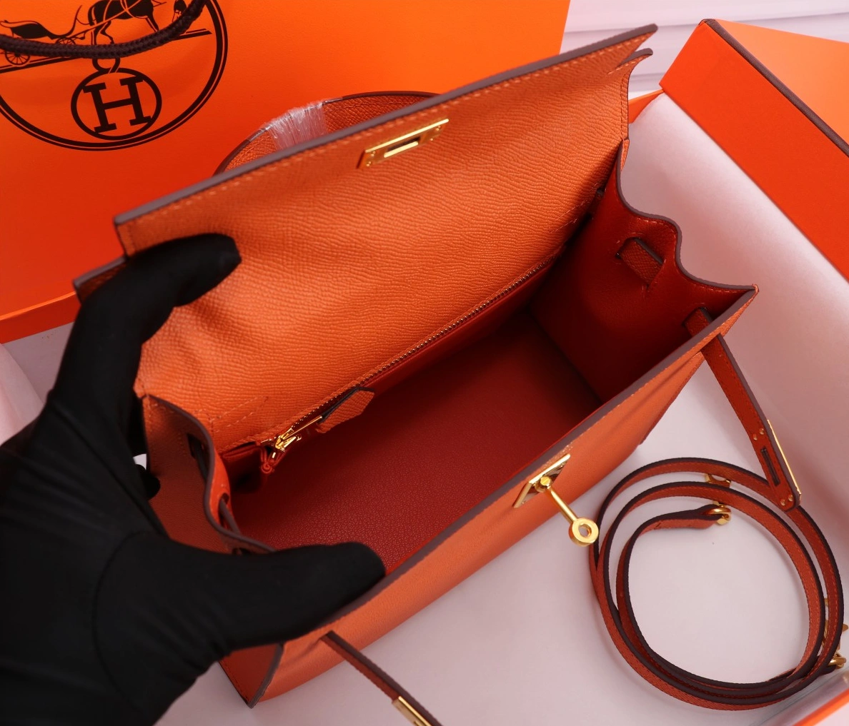 StreetReady 9229 Hermes AAA Quality Handbags For Women - Image 5