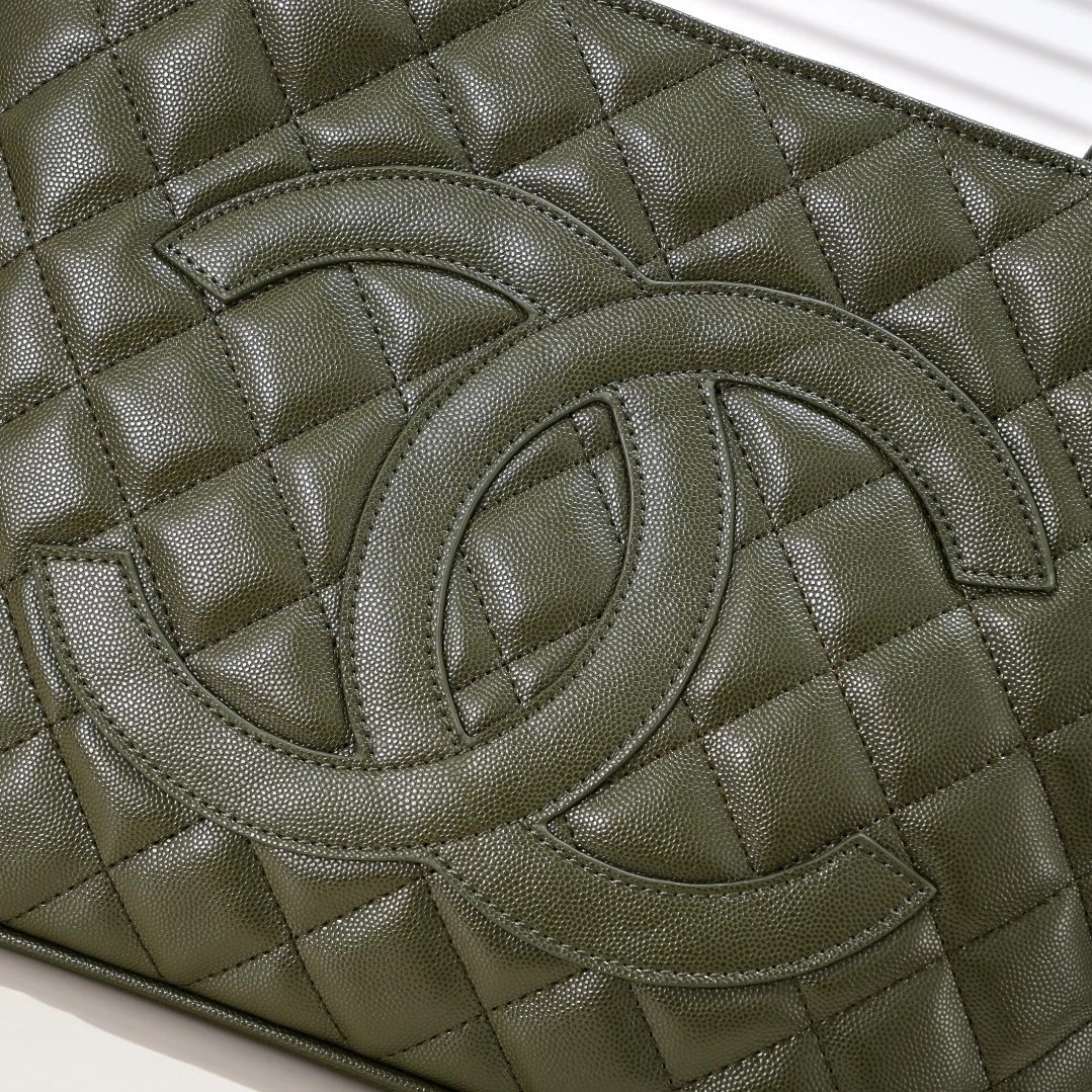 Stylish 5544 Chanel AAA Quality Handbags For Women - Image 5