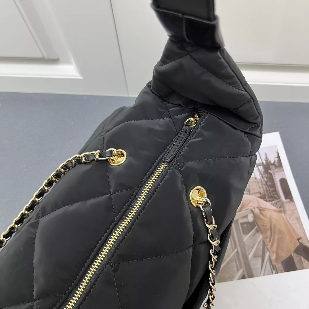 Stylish 5640 Chanel AAA Quality Shoulder Bags For Women - Image 5