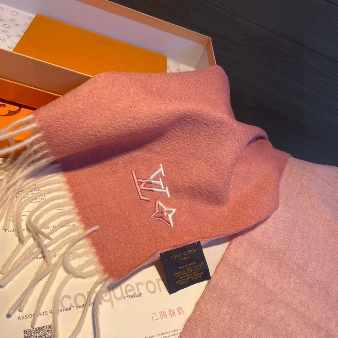 Stylish 6467 Louis Vuitton Scarf For Women - Image 5