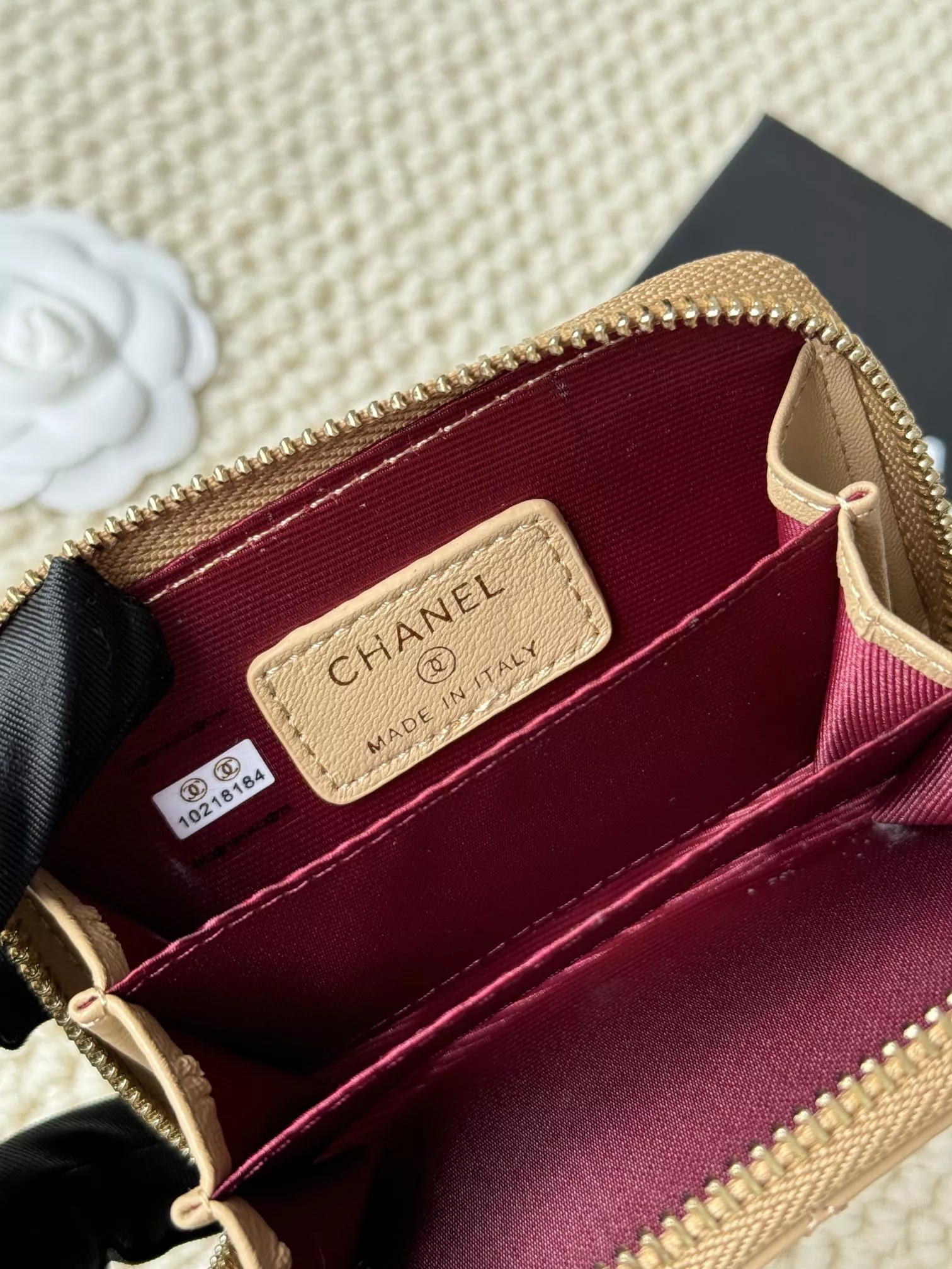 Stylish 8457 Chanel Card Case - Image 6