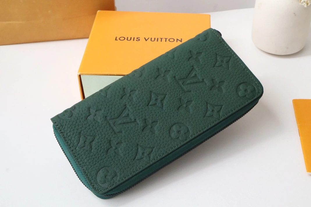 TopPick 1213 Louis Vuitton AAA Quality Card Case