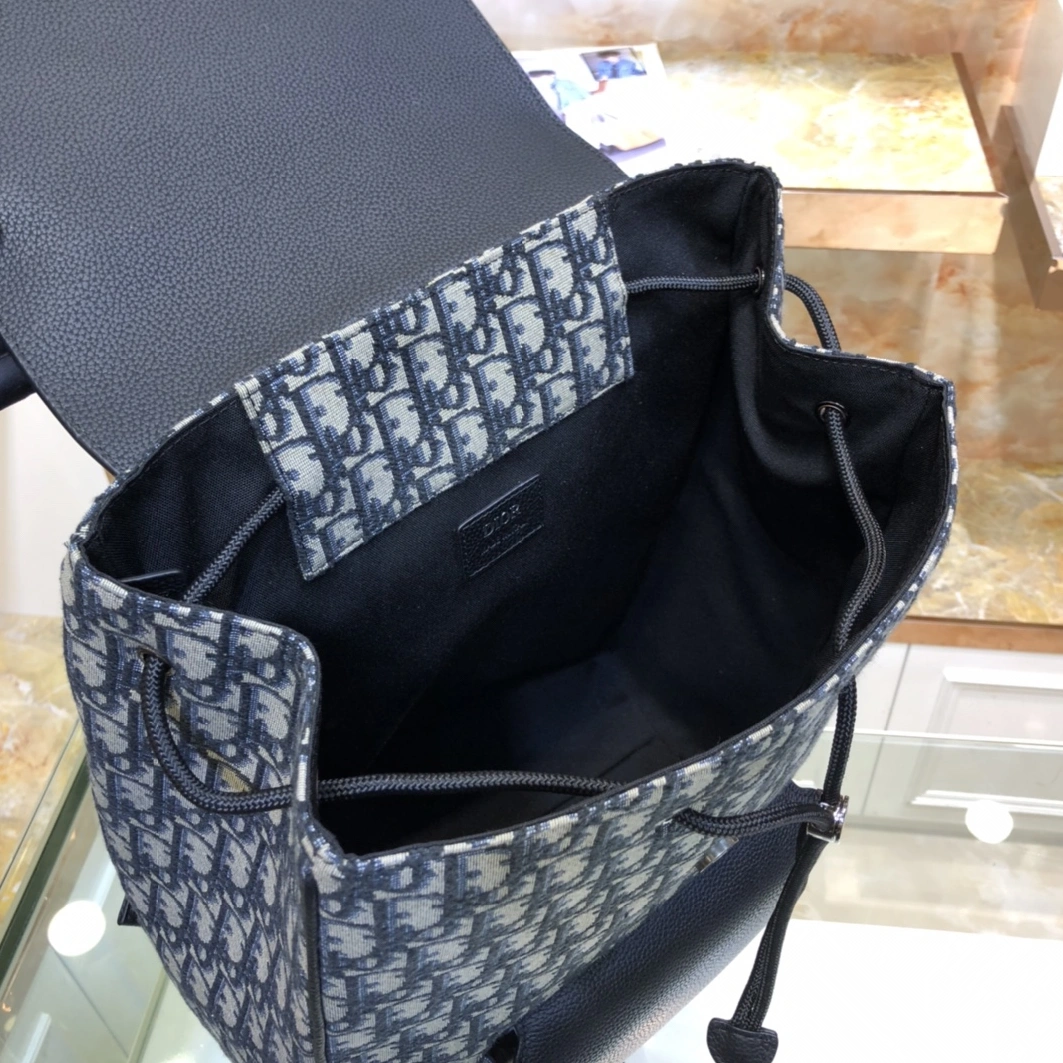 UrbanStyle 4895 Christian Dior AAA Man Backpacks - Image 7