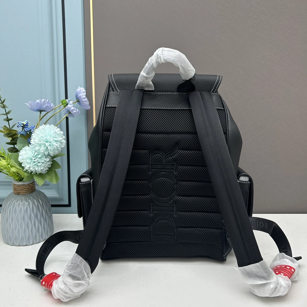 UrbanStyle 8822 Christian Dior AAA Man Backpacks - Image 3