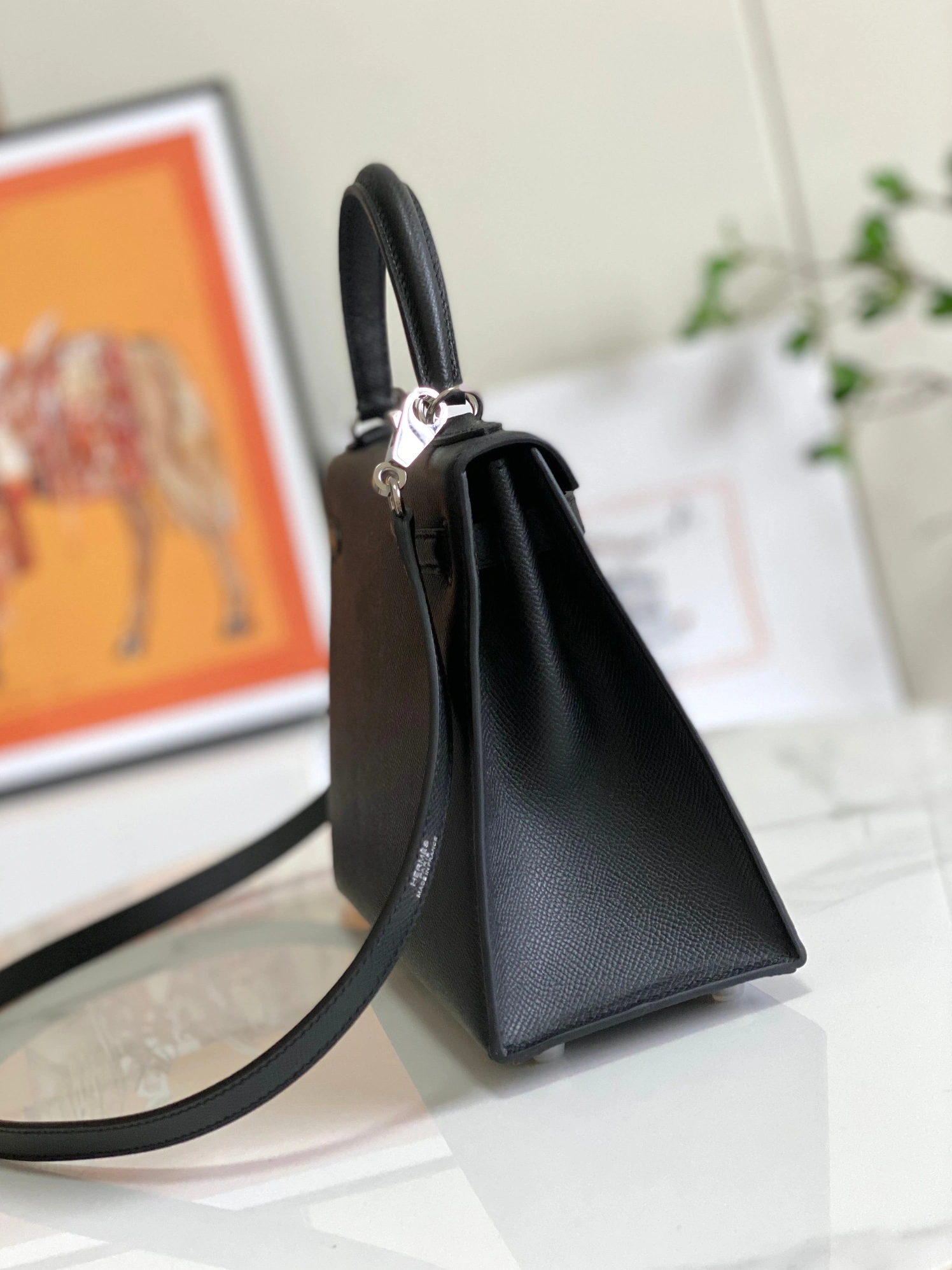 Vibrant 2887 Hermes AAA Quality Handbags For Women - Image 3