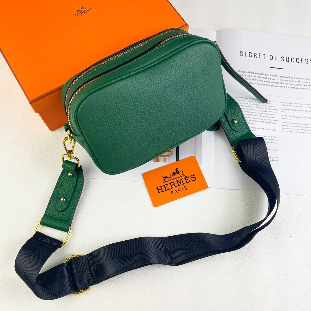 Vibrant 3288 Hermes AAA Quality Messenger Bags For Women
