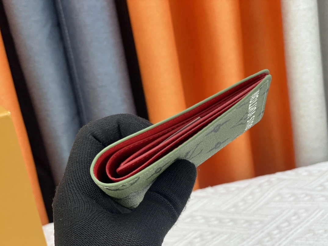 Vibrant 8308 Louis Vuitton LV Wallets For Unisex - Image 5