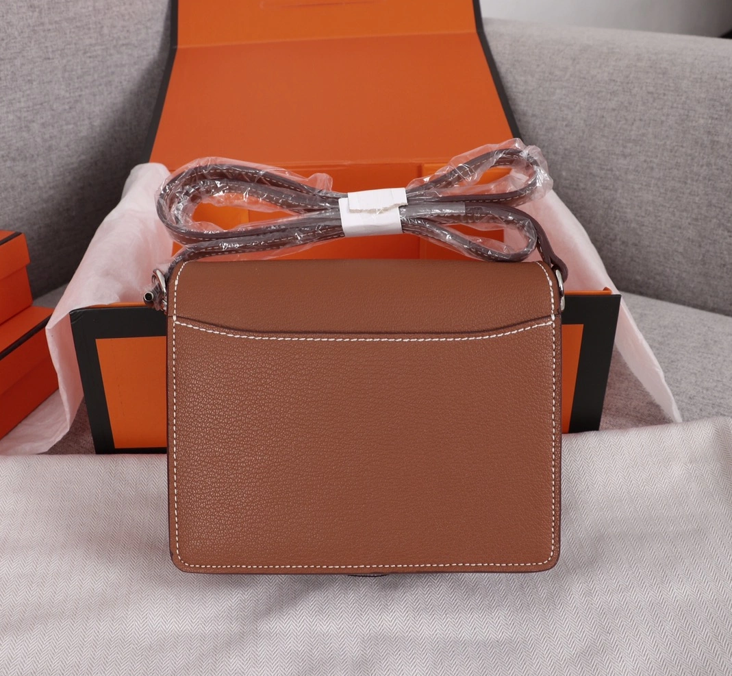WellDesigned 1213 Hermes AAA Quality Messenger Bags For Women - Image 4