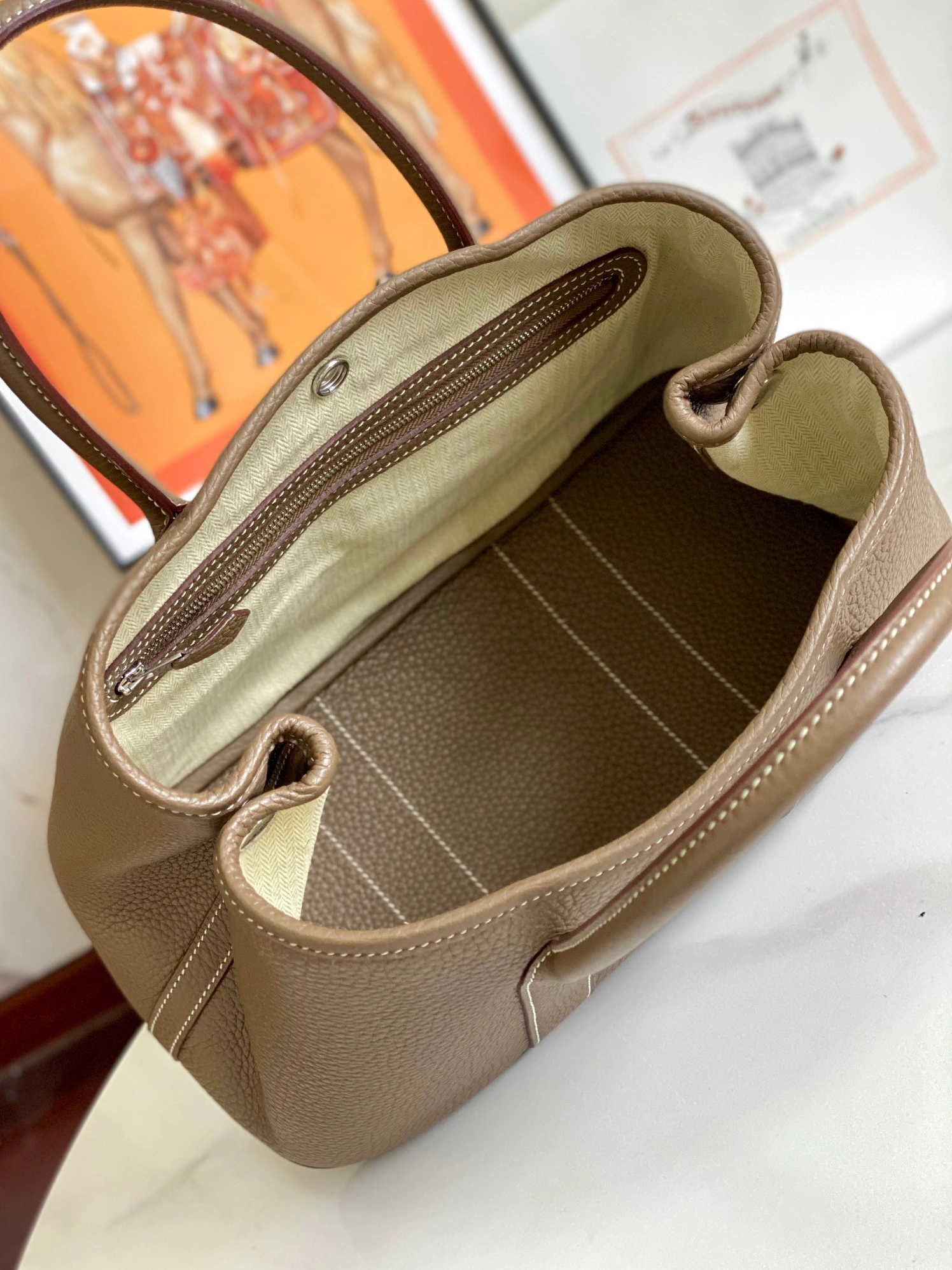 WellDesigned 7560 Hermes AAA Quality Handbags For Women - Image 7