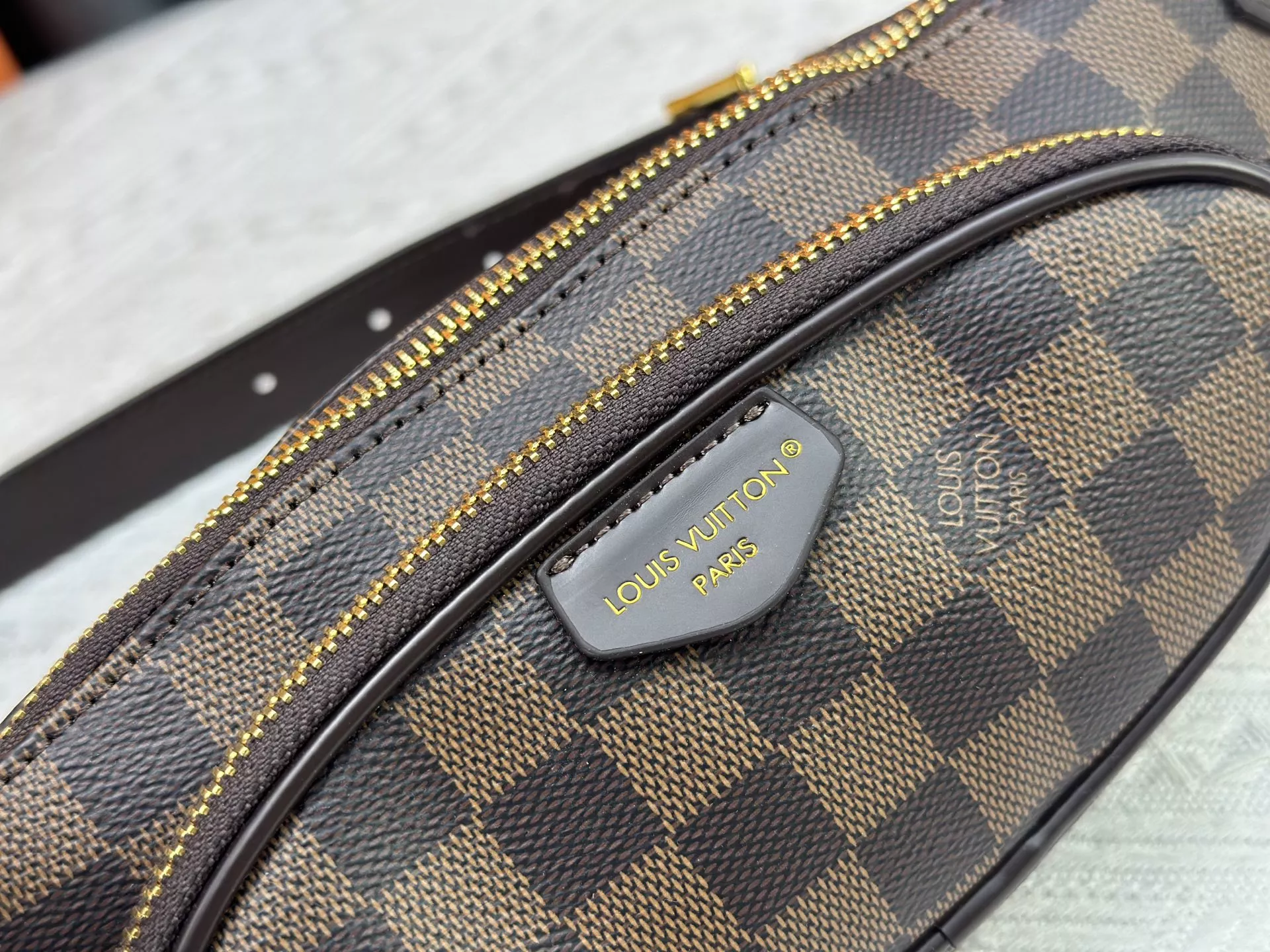 WellDesigned 9139 Louis Vuitton LV AAA Quality Belt Bags - Image 6