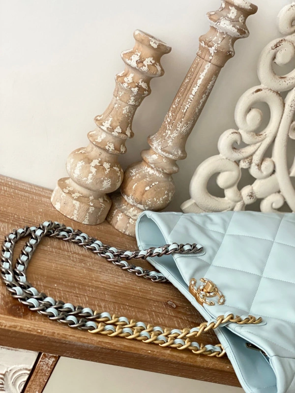 CHANEL 19 SHOPPING BAG BestValue 27 - Image 7