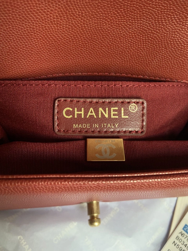 AllSeason CHANEL BOY BAG 215 - Image 8