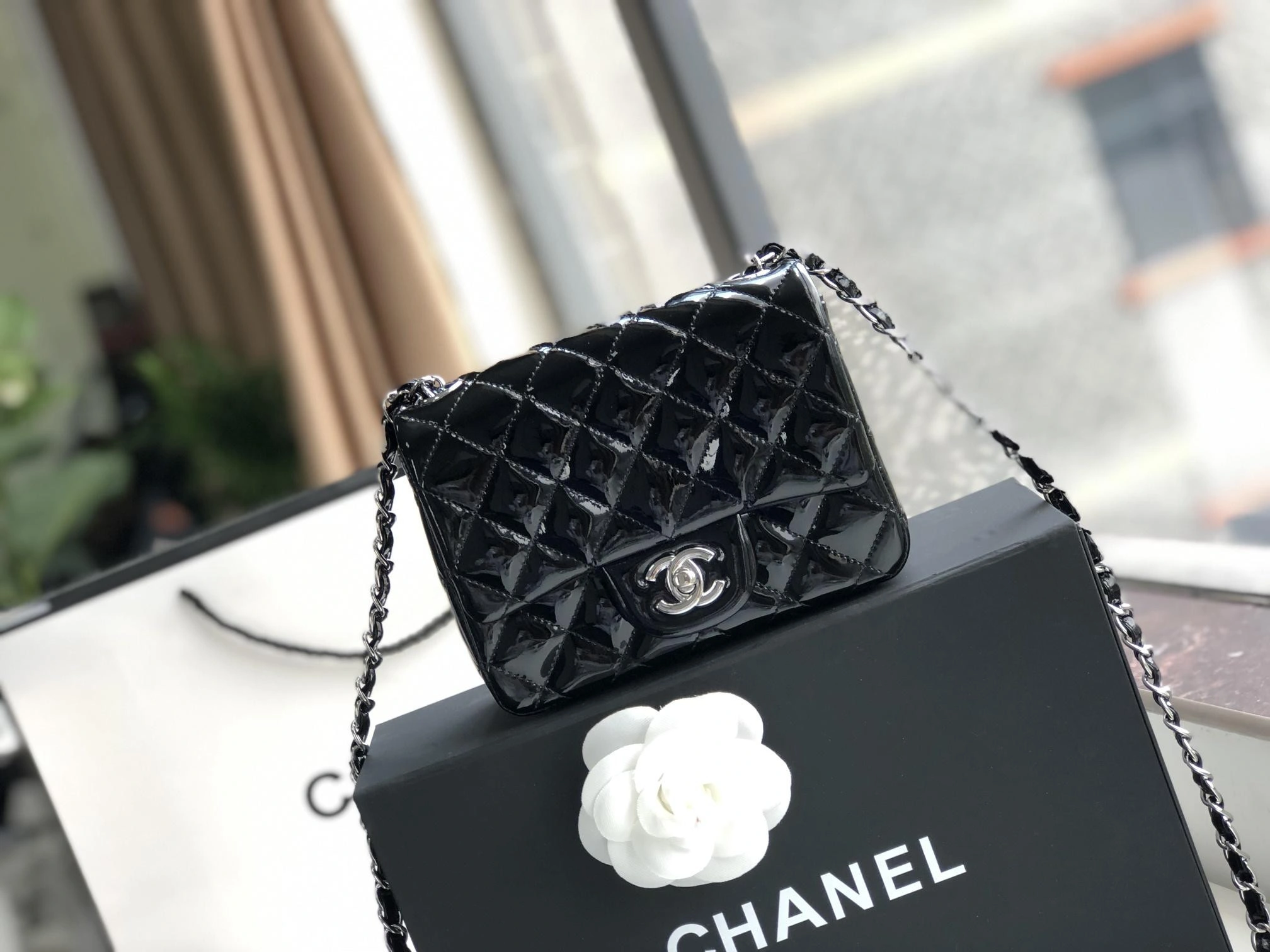 CHANEL FLAP BAG 17CM WellDesigned 780
