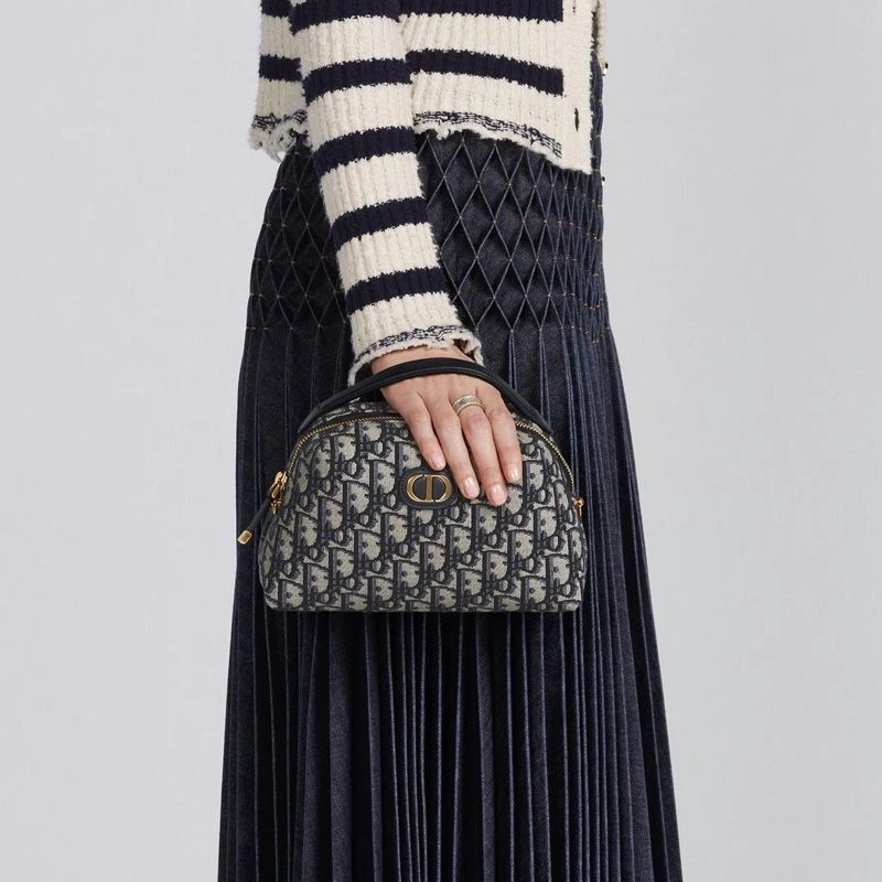 Mini Dior 30 Montaigne D-Cosy Bag Oblique Motif Canvas Blue - Image 5