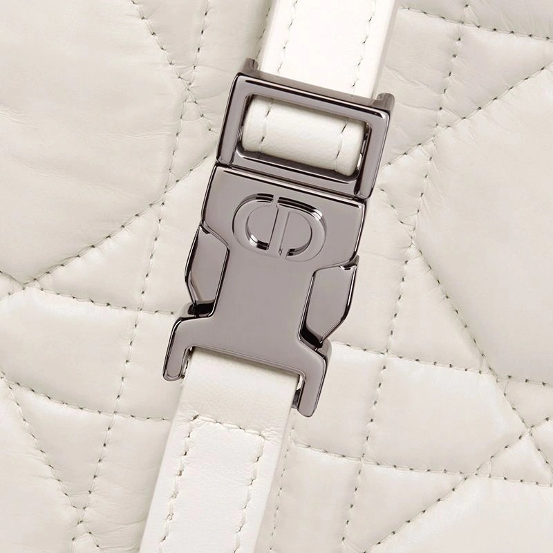 DiorTravel Nomad Pouch Cannage Calfskin White - Image 4