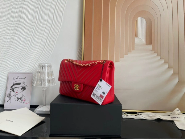 Fashionable CHANEL FLAP BAG 399 - Image 4